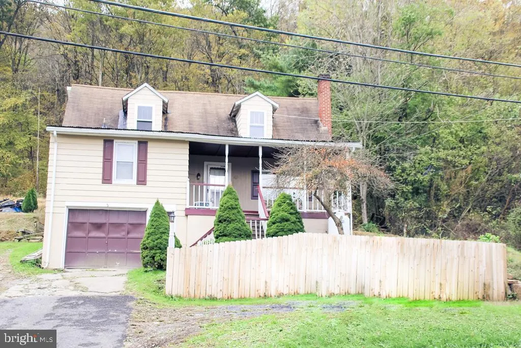 5198 State Route 103 N, Lewistown, PA 17044