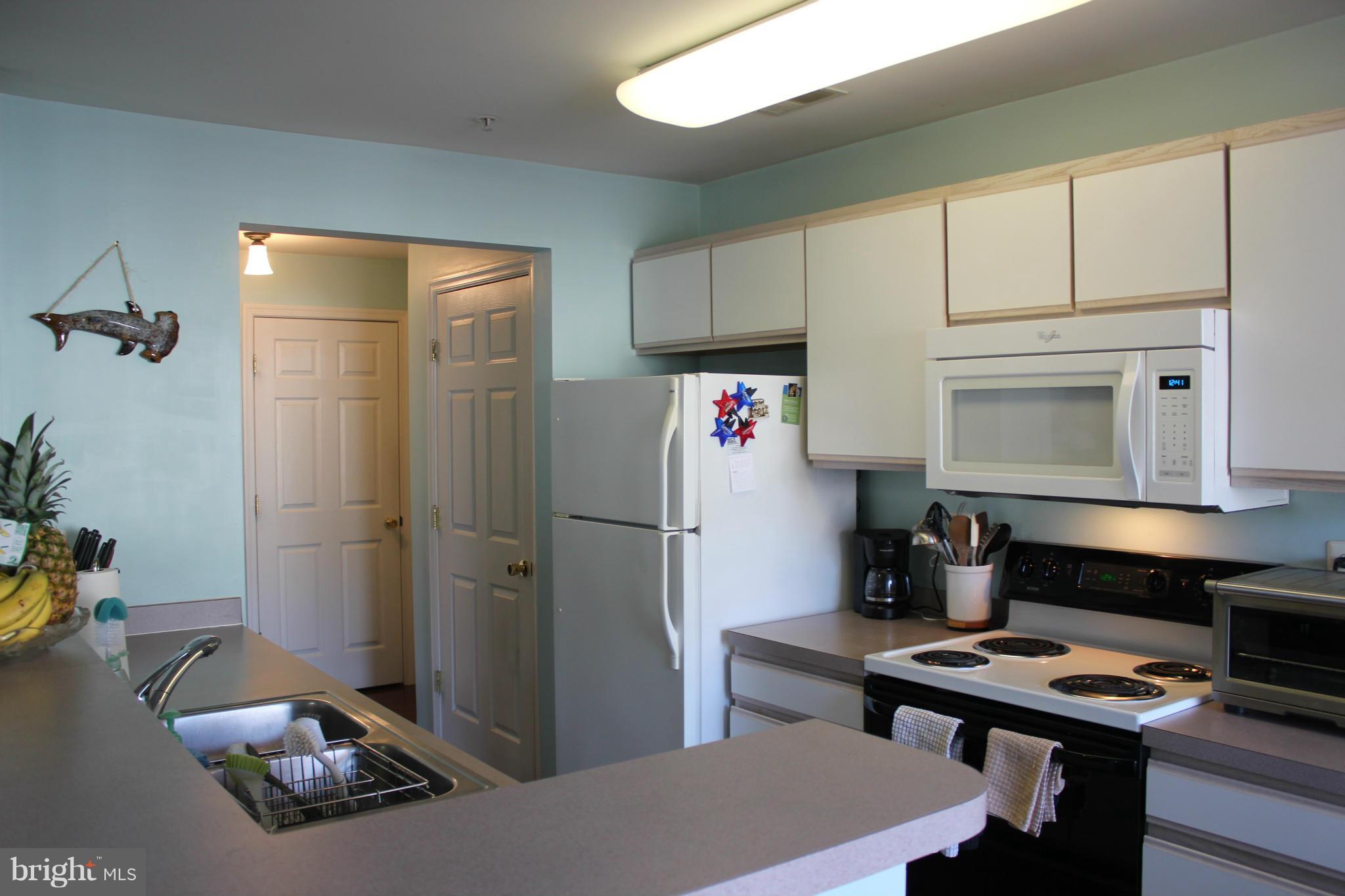 TIDEWATER COLONY - Residential Lease