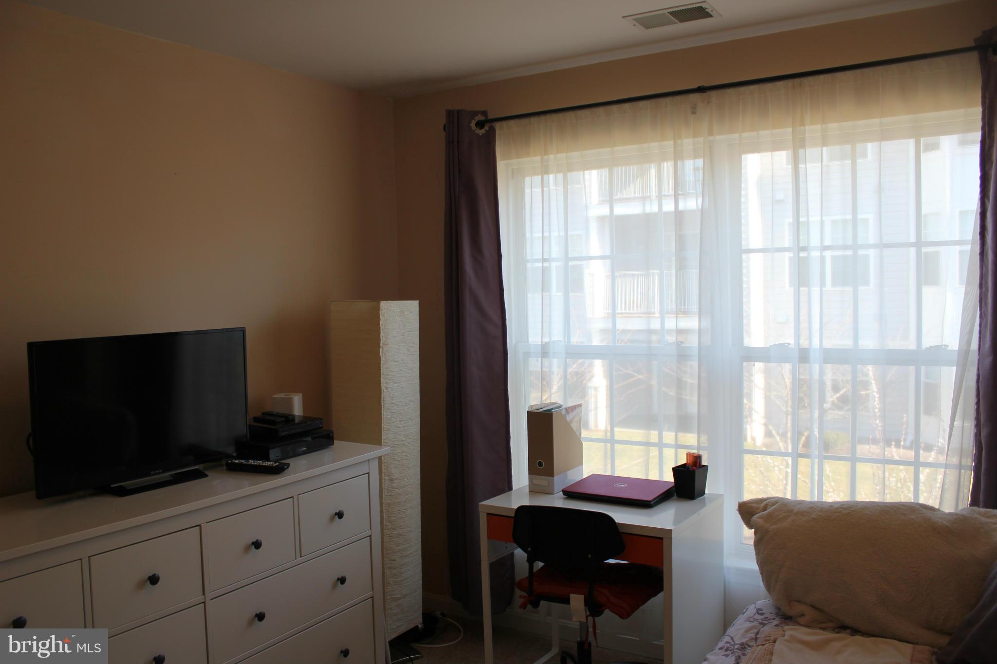 TIDEWATER COLONY - Residential Lease