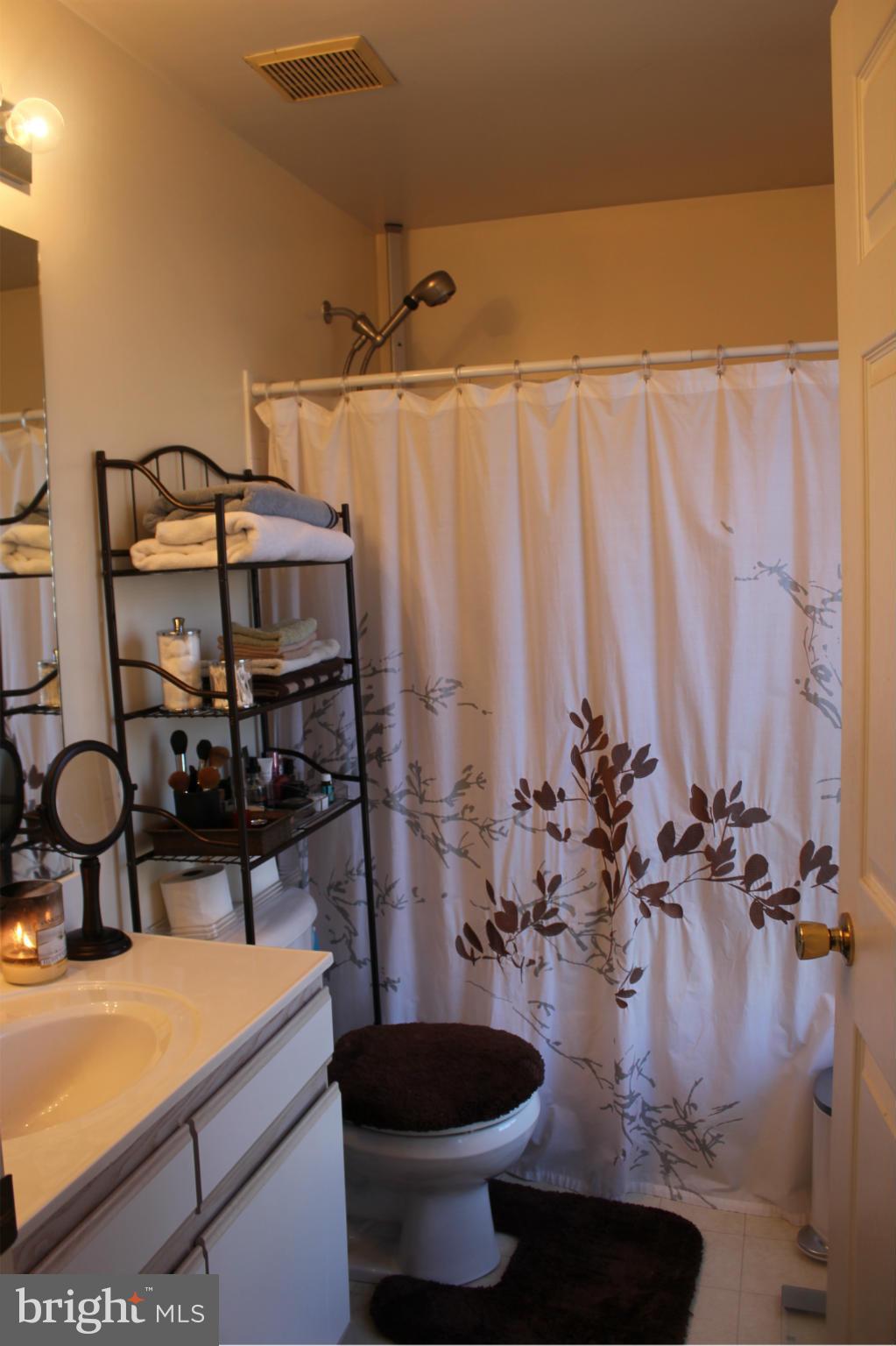 TIDEWATER COLONY - Residential Lease