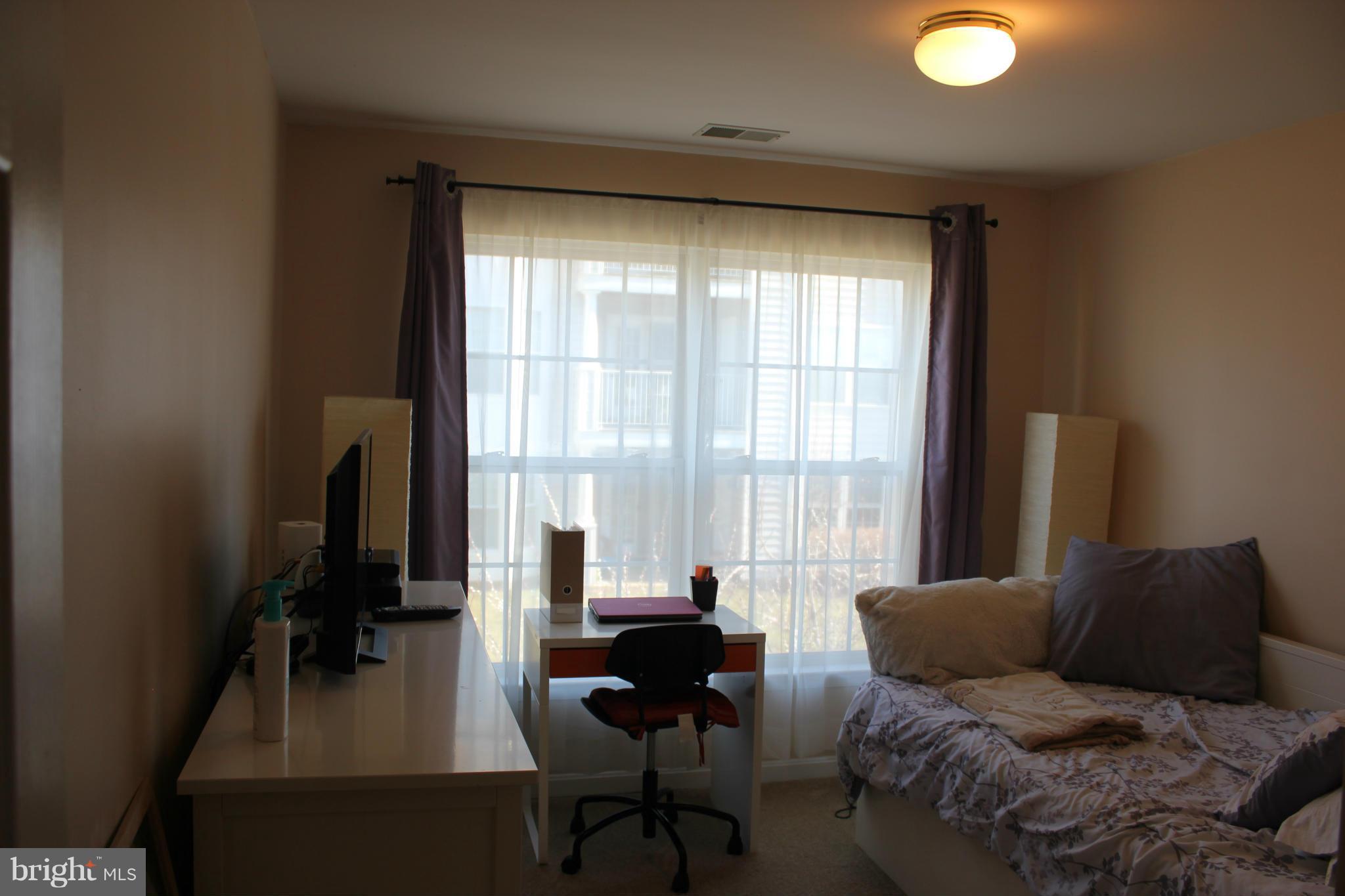 TIDEWATER COLONY - Residential Lease