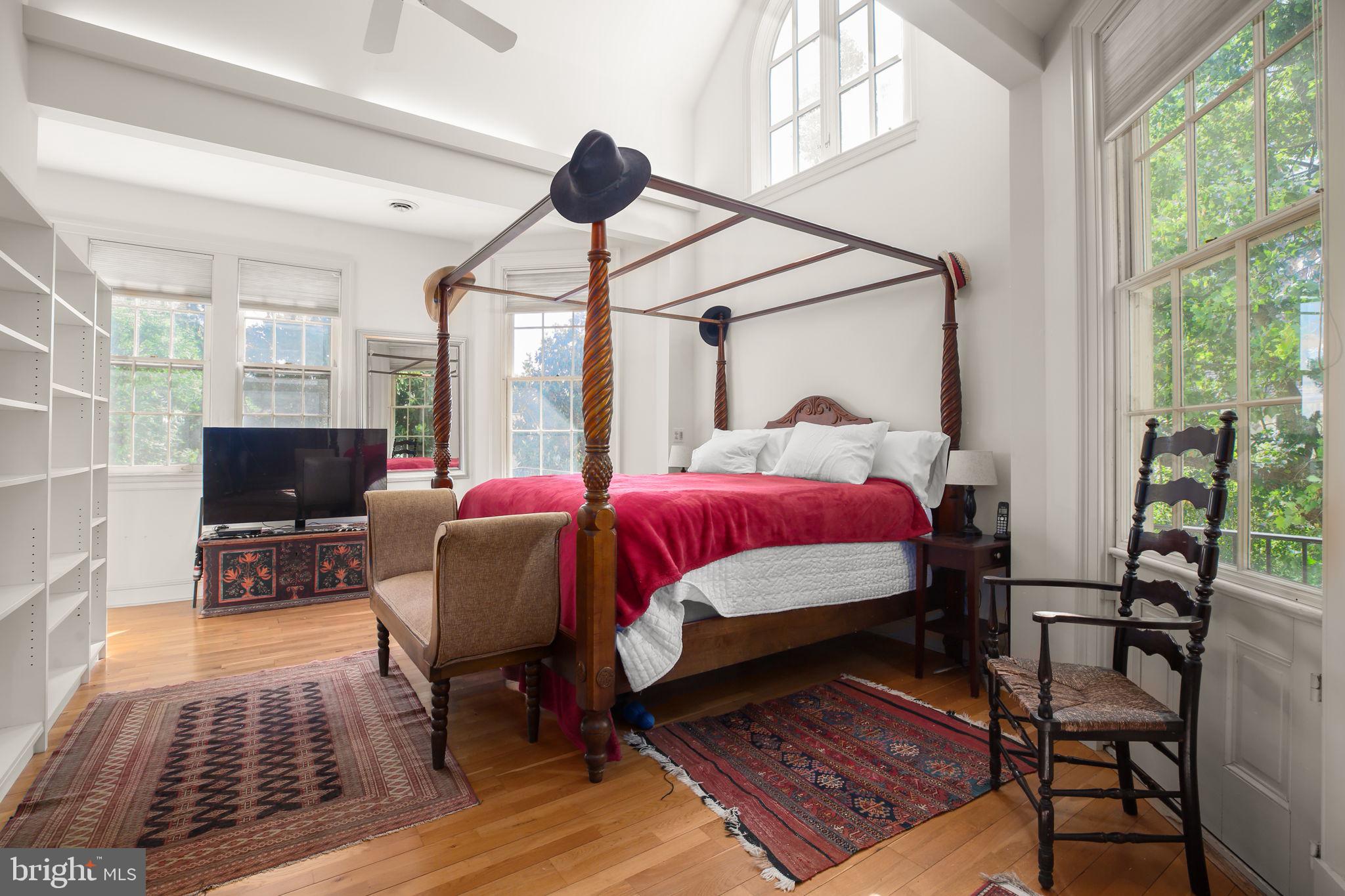 DOWNTOWN FREDERICKSBURG - Residential
