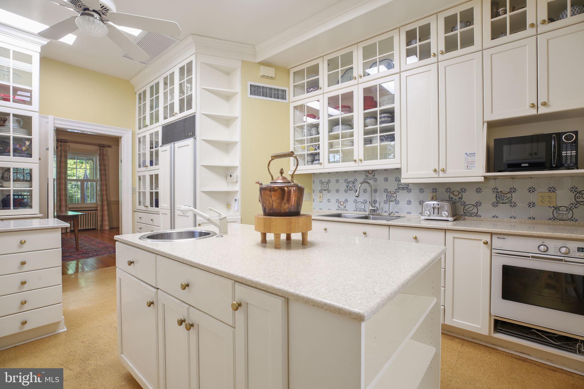 DOWNTOWN FREDERICKSBURG - Residential