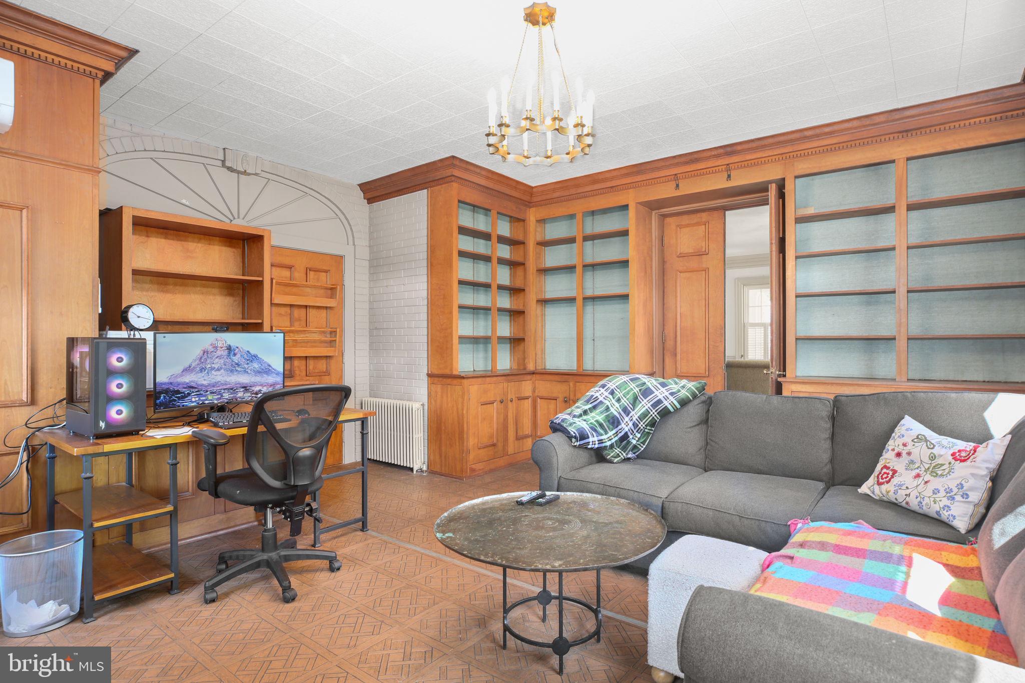 DOWNTOWN FREDERICKSBURG - Residential