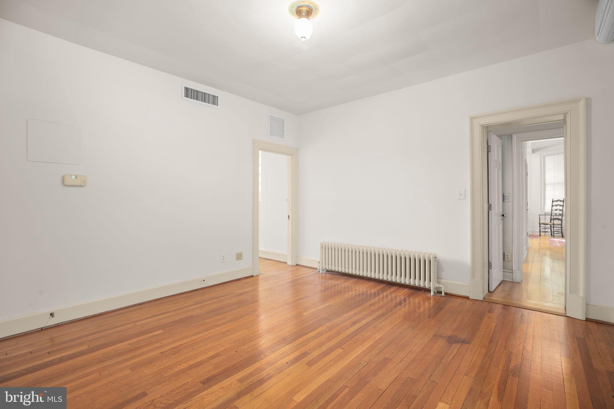 DOWNTOWN FREDERICKSBURG - Residential
