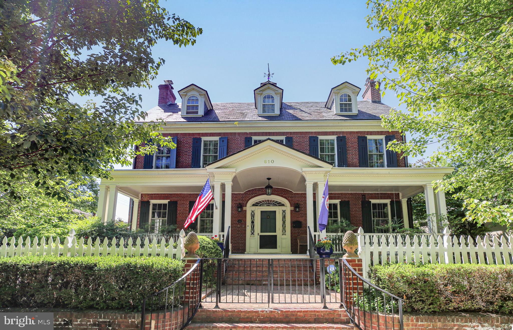 DOWNTOWN FREDERICKSBURG - Residential