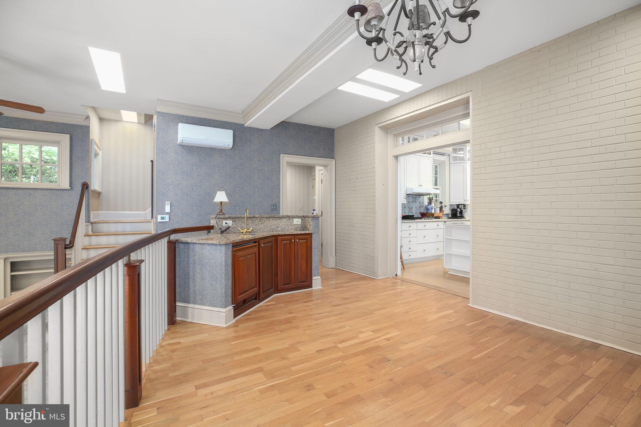DOWNTOWN FREDERICKSBURG - Residential