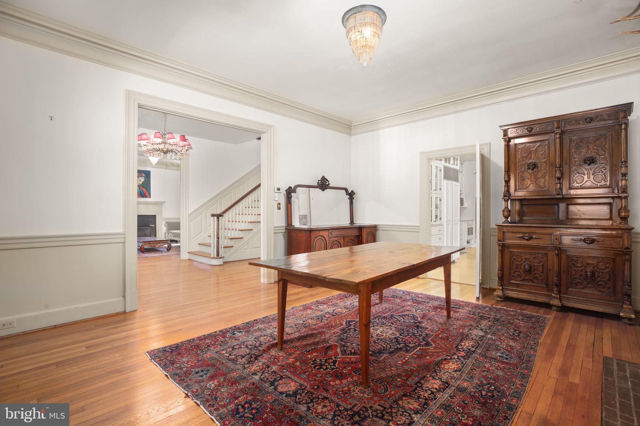 DOWNTOWN FREDERICKSBURG - Residential