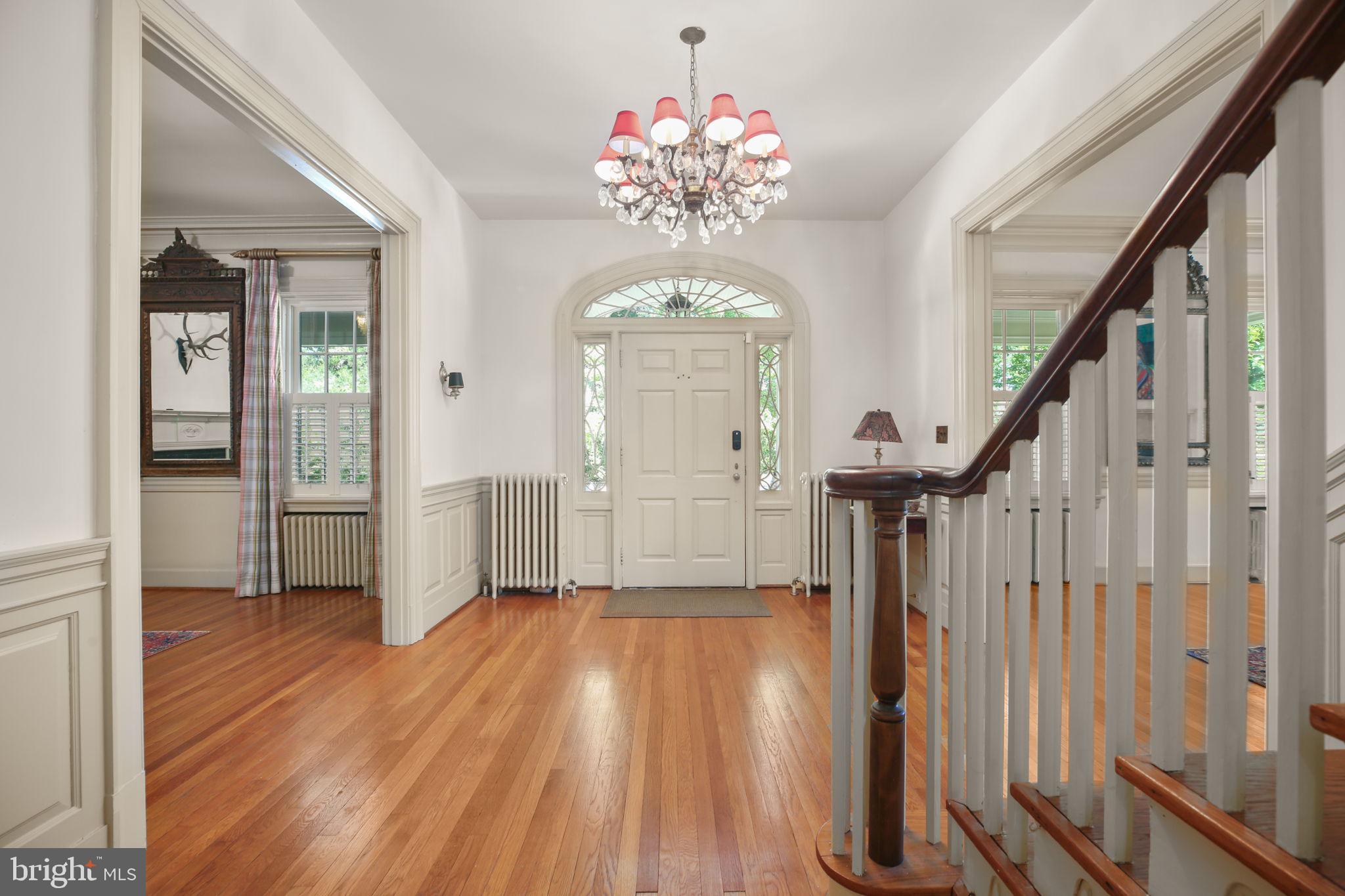 DOWNTOWN FREDERICKSBURG - Residential