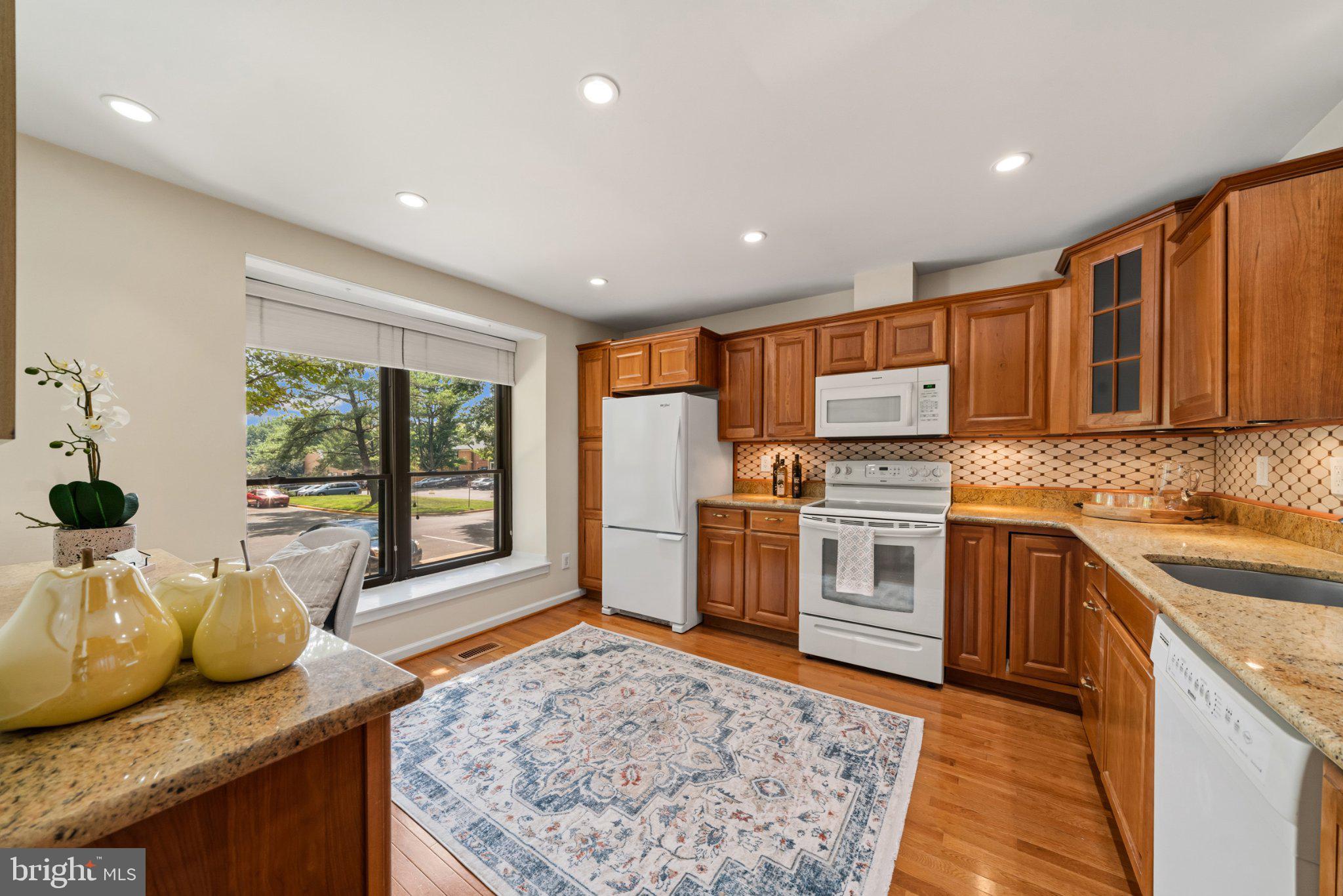 20567 SUMMERSONG LANE