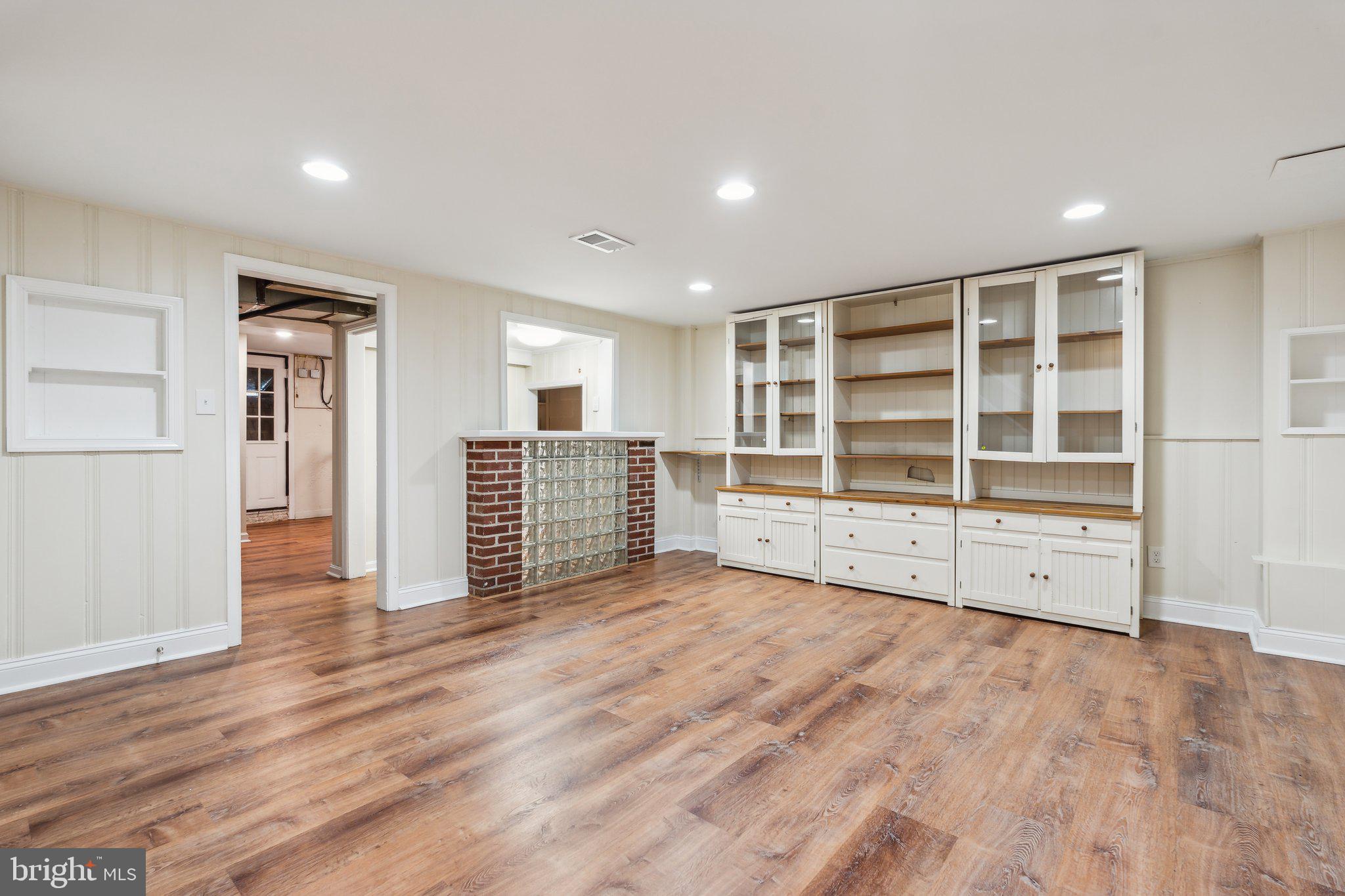 NORTHWOOD - Residential