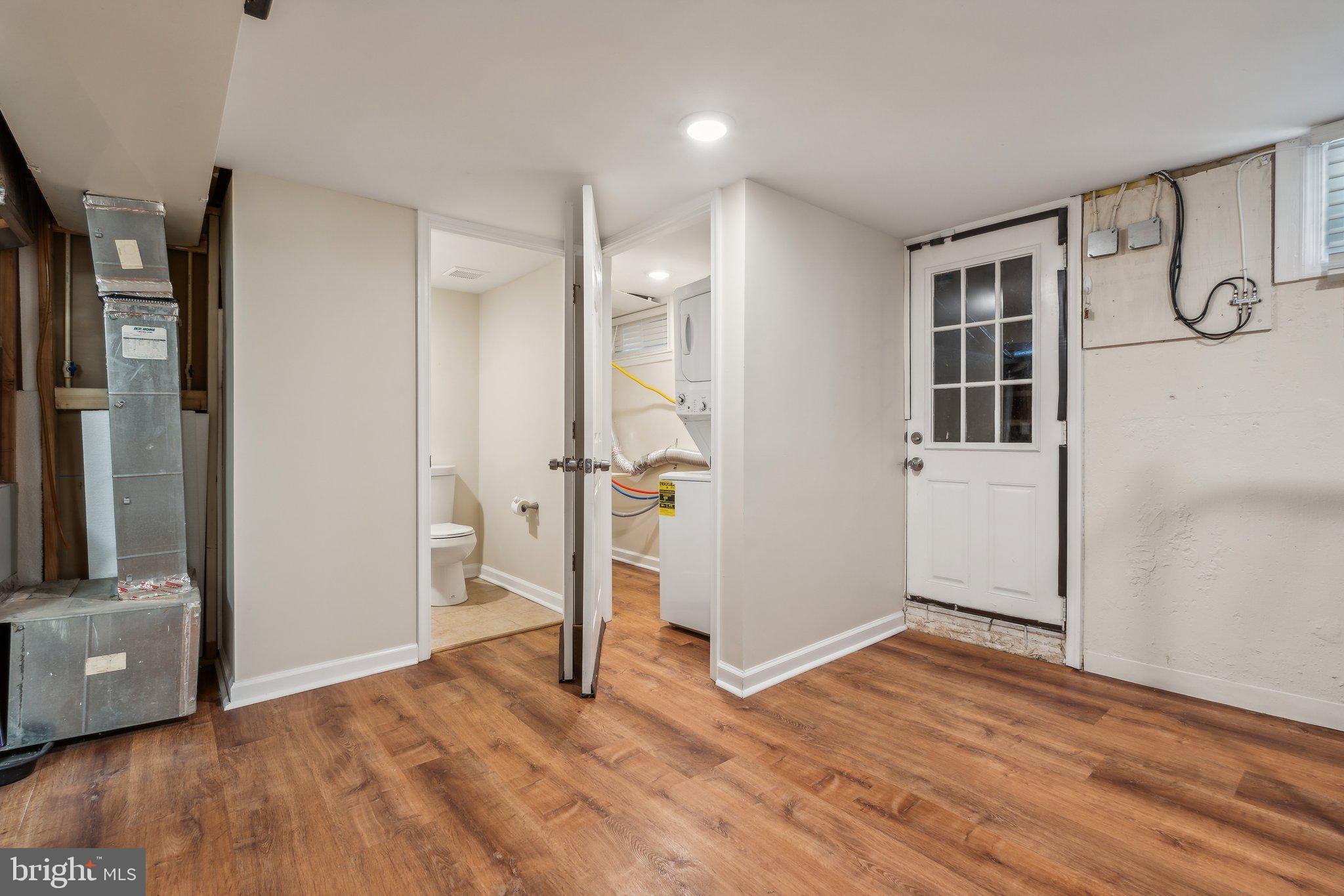 NORTHWOOD - Residential