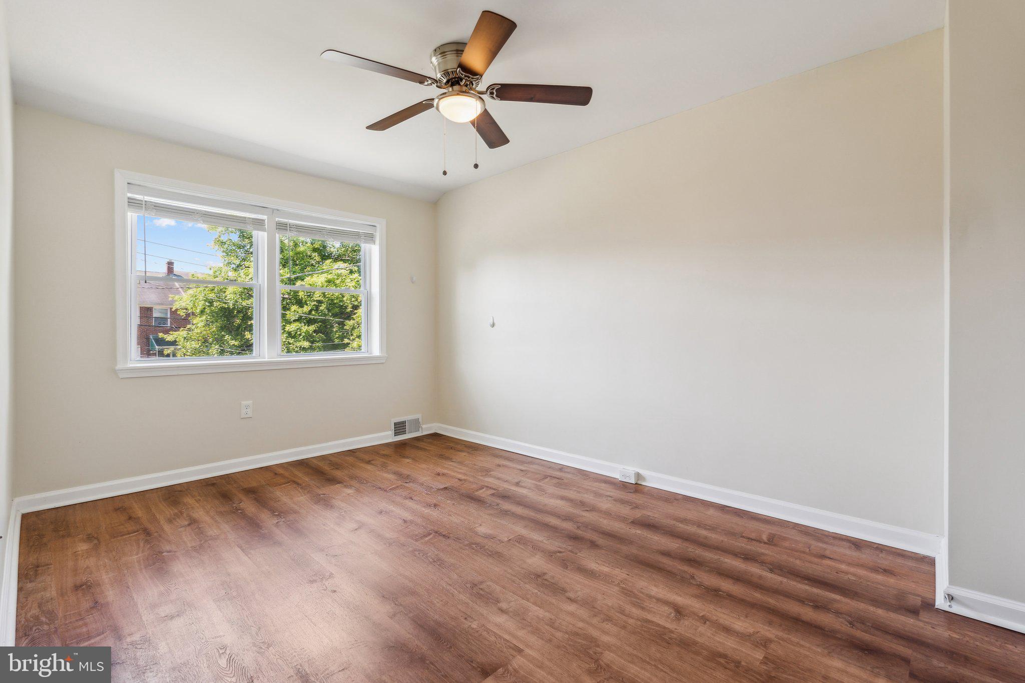 NORTHWOOD - Residential