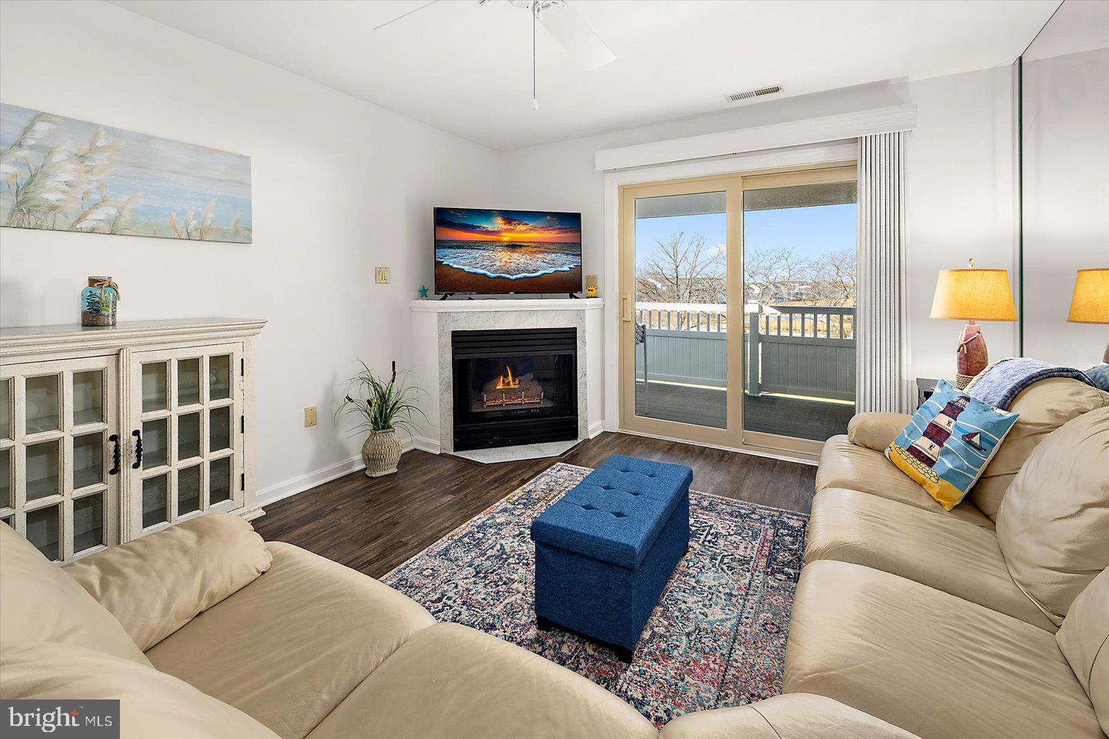 201 S HERON DRIVE 9G7