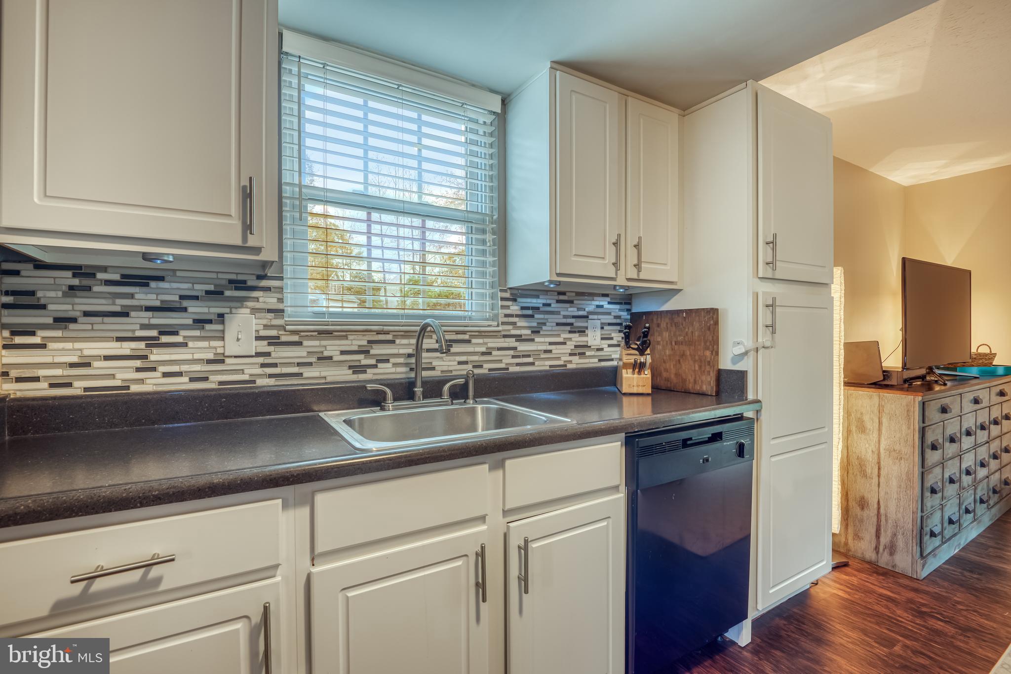 THE HIGHLANDS - Residential