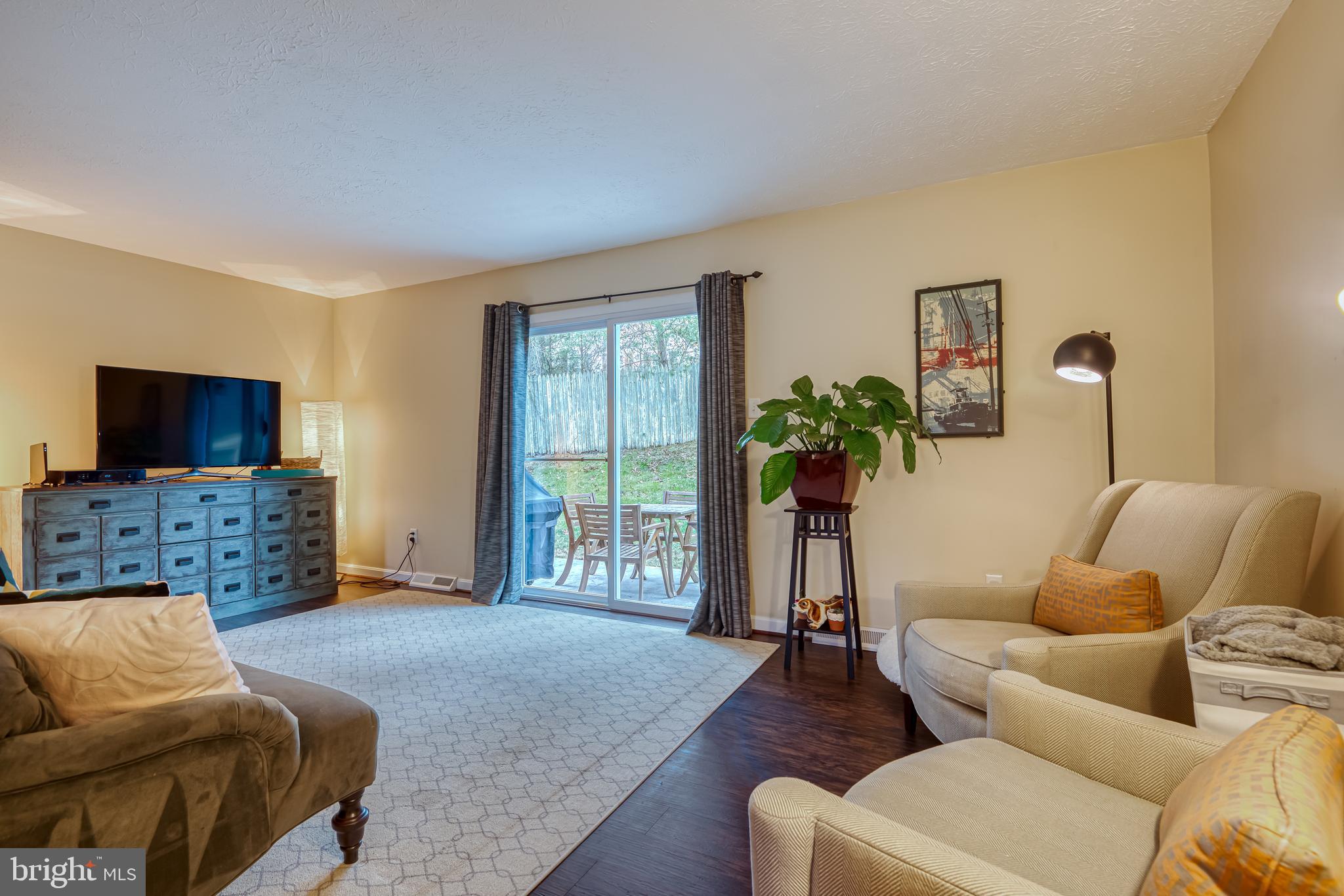 THE HIGHLANDS - Residential