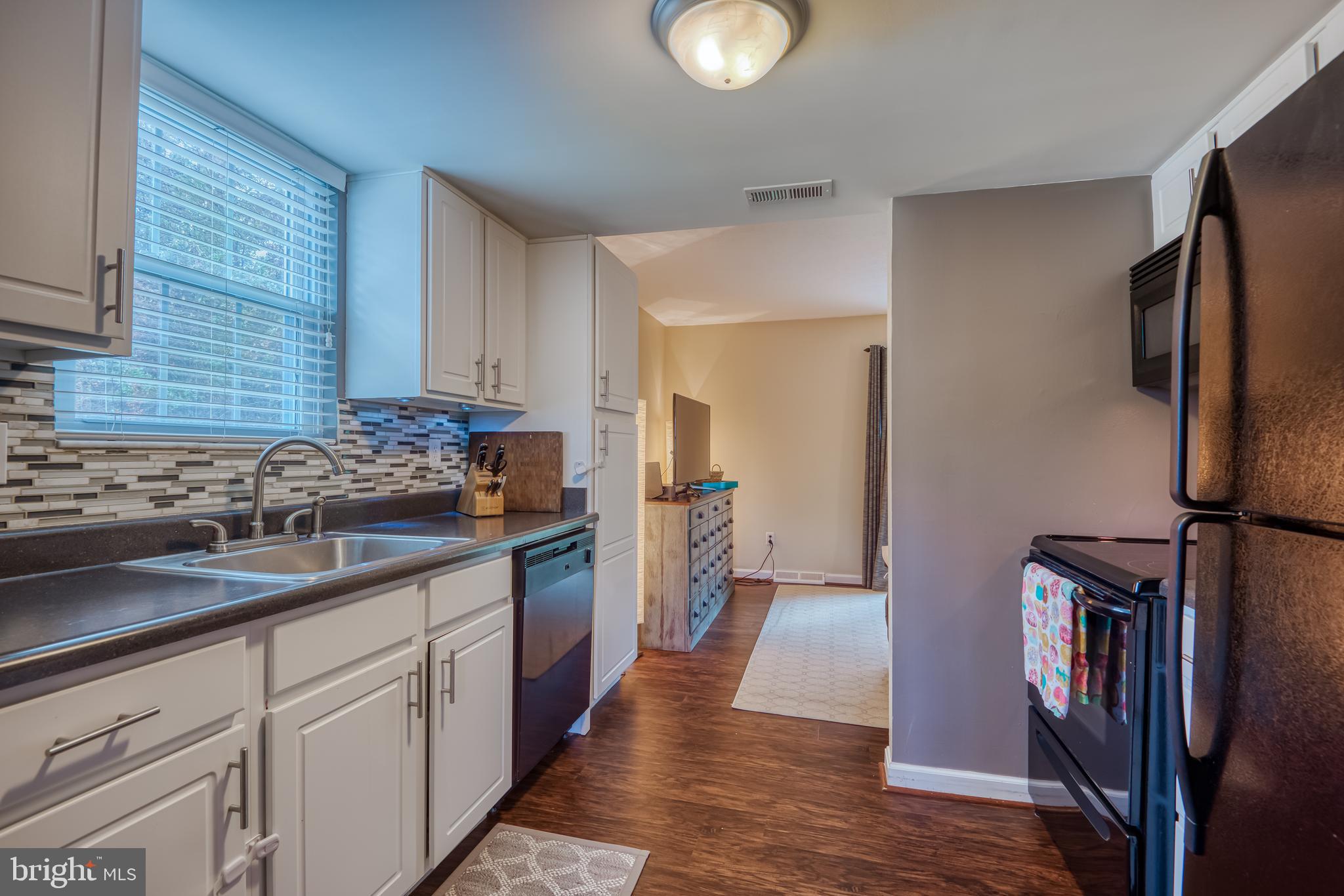 THE HIGHLANDS - Residential