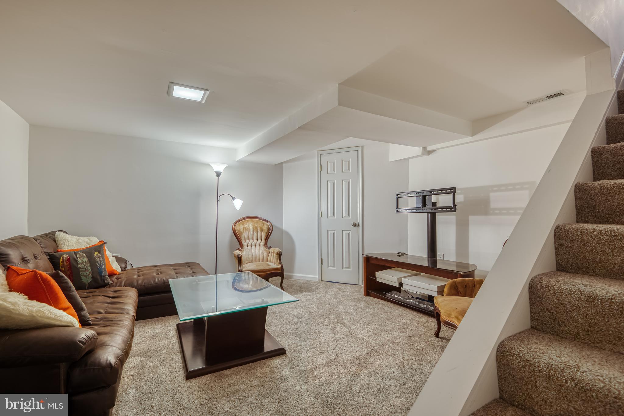 THE HIGHLANDS - Residential