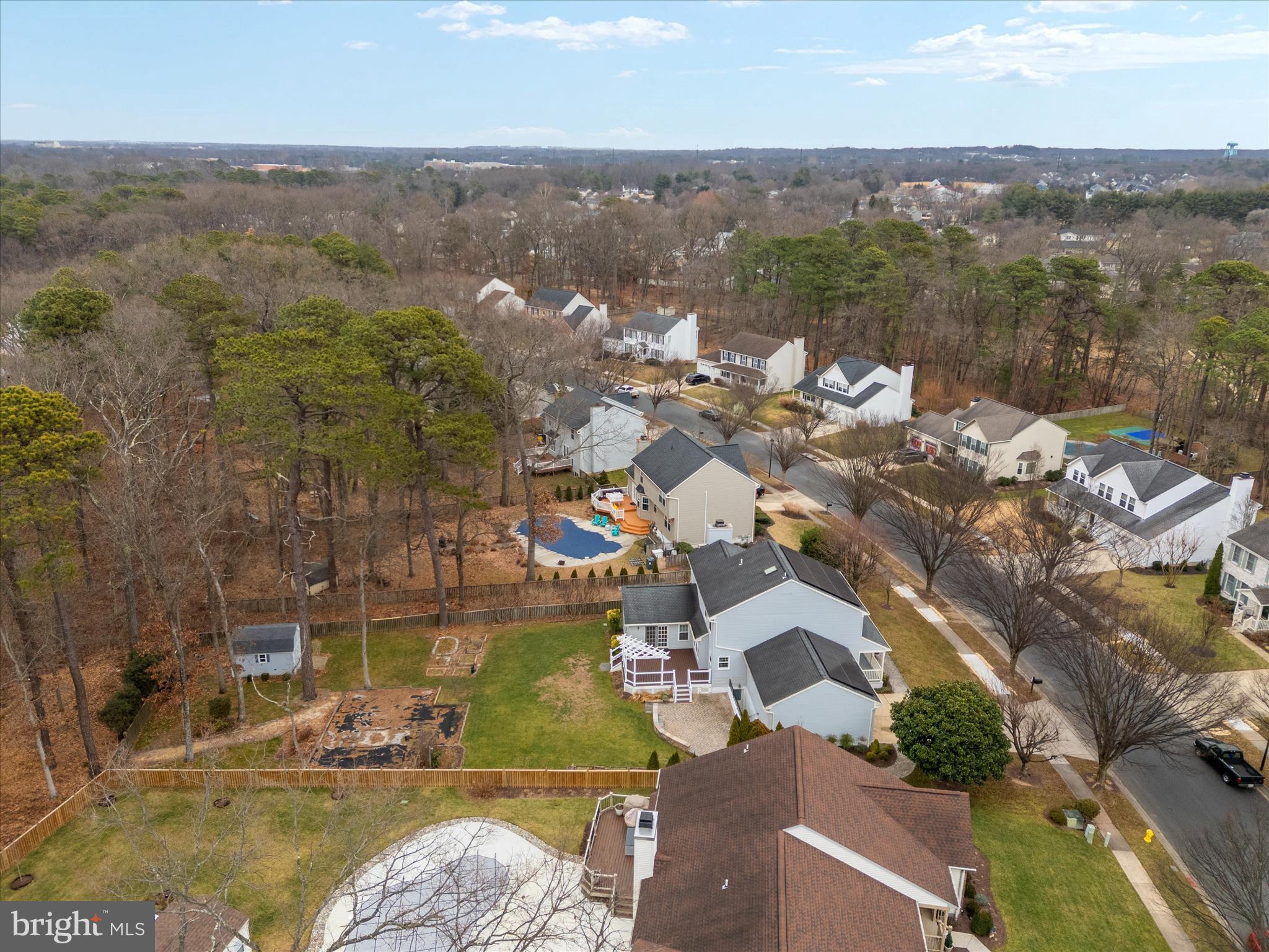 QUARTERFIELD FARMS - Residential