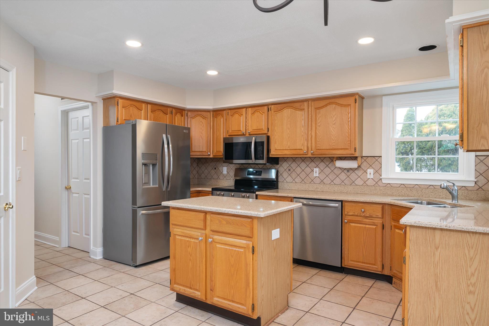 QUARTERFIELD FARMS - Residential