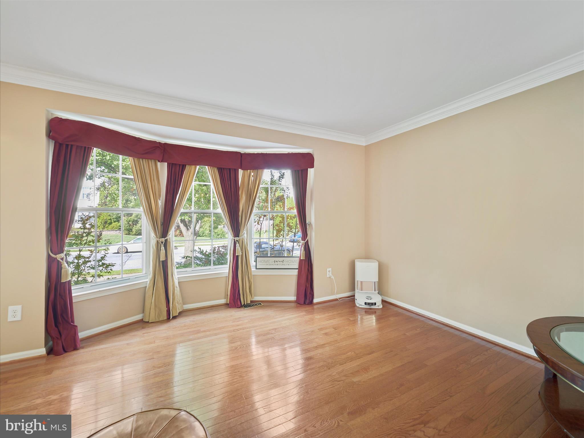 MONARCH RIDGE - Residential