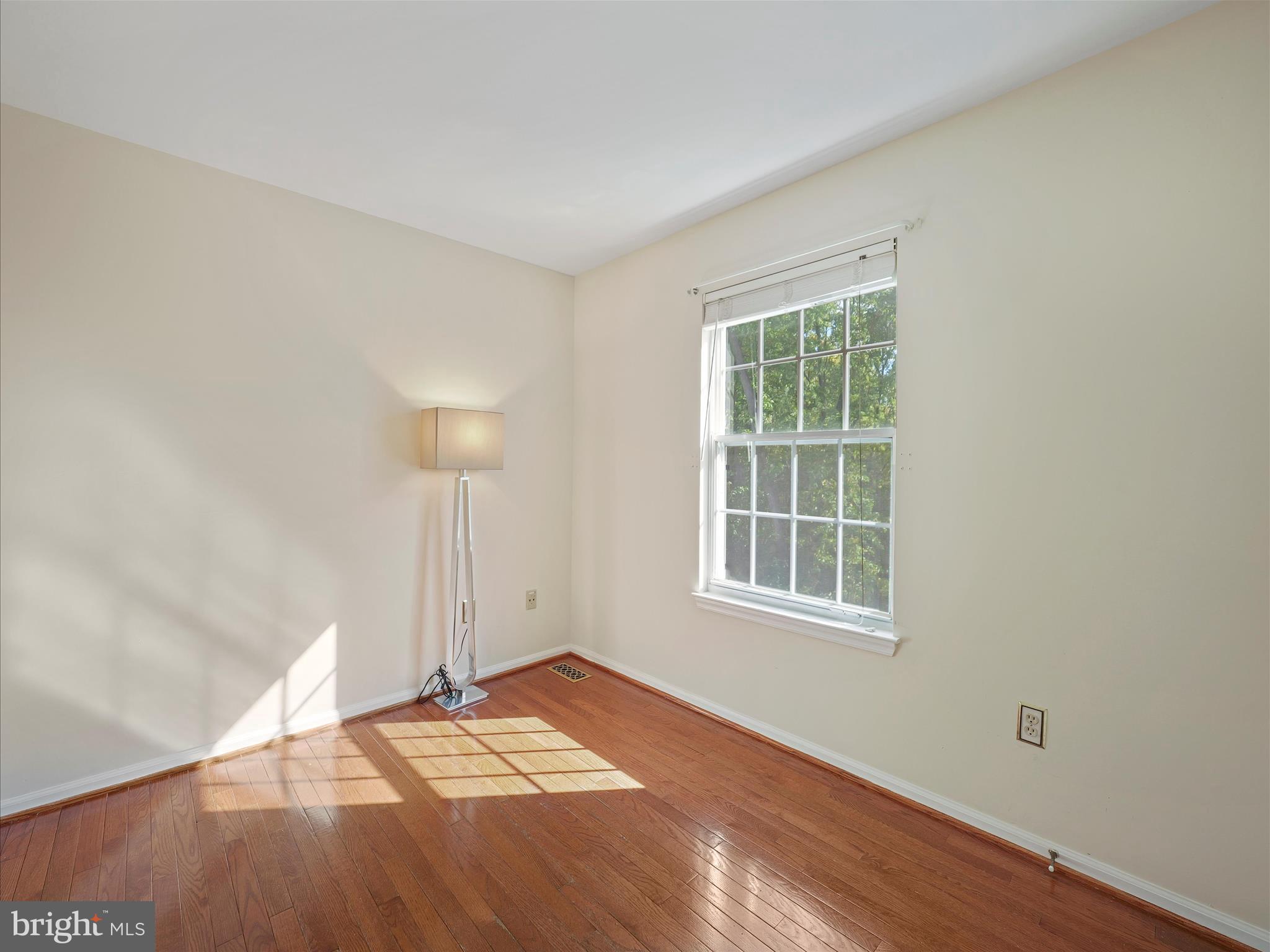 MONARCH RIDGE - Residential