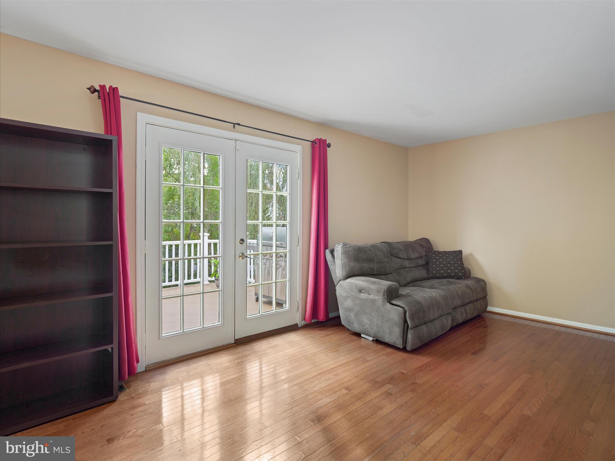 MONARCH RIDGE - Residential