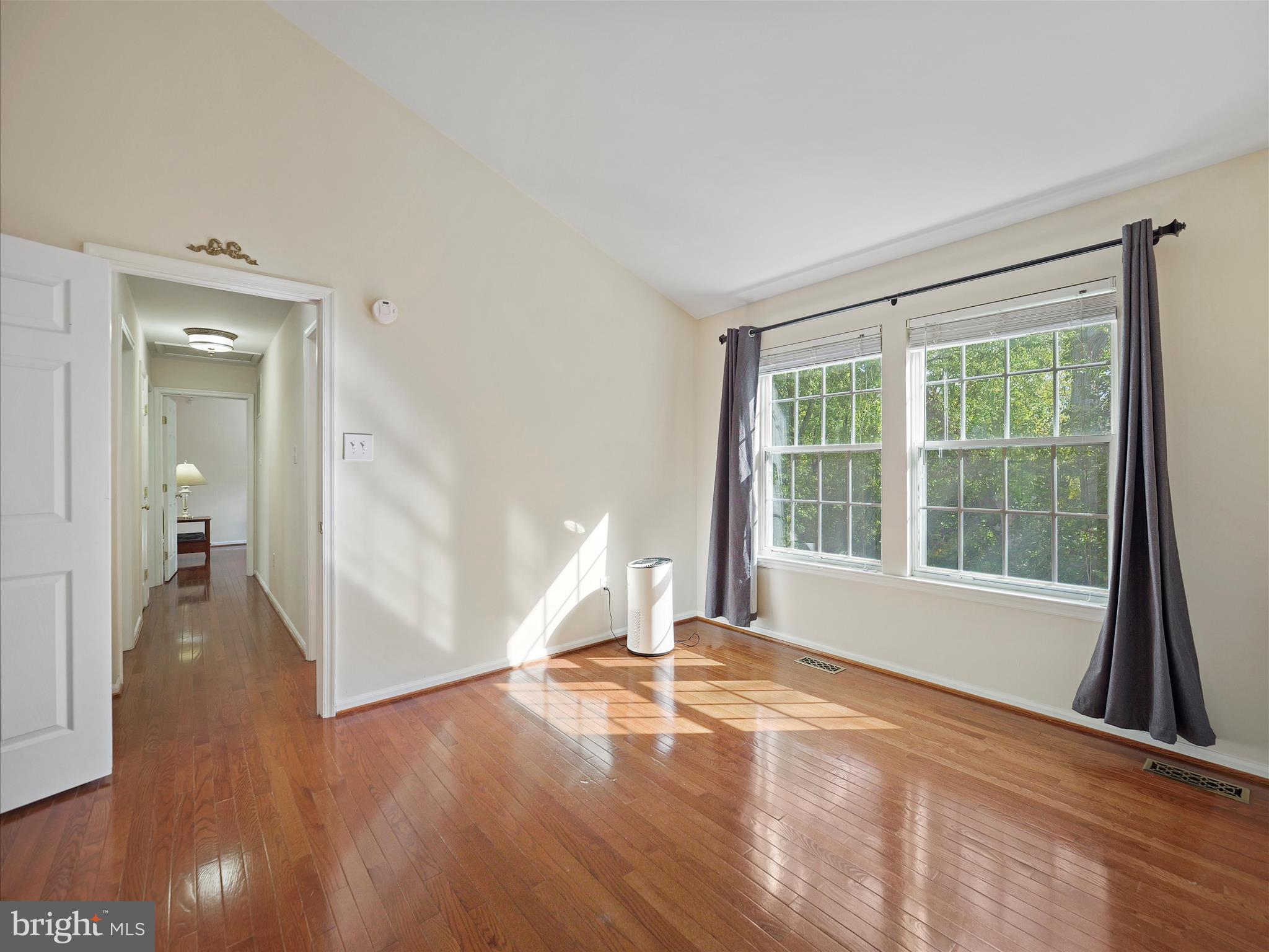 MONARCH RIDGE - Residential