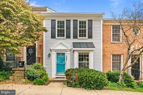 Photo of 5008 9th Street S, ARLINGTON, VA 22204 (MLS # VAAR2078546)