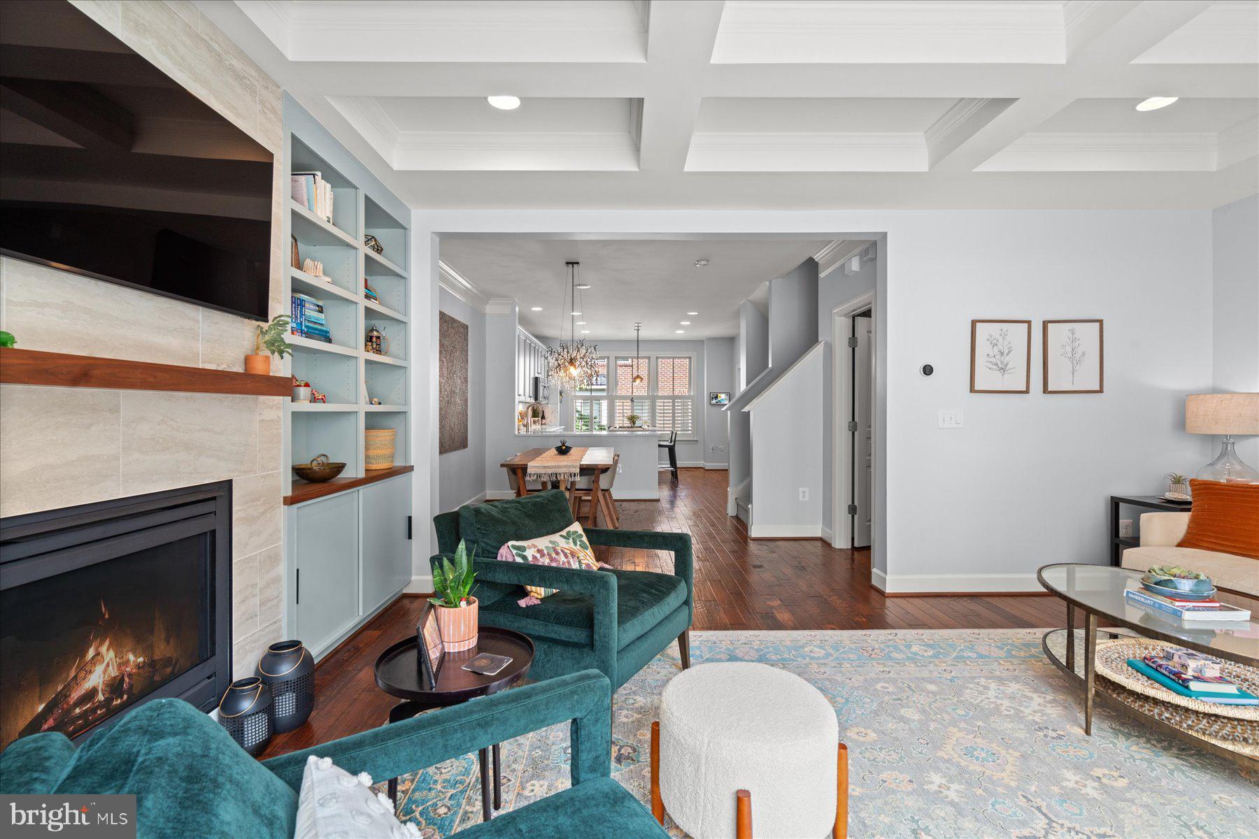 SHIRLINGTON CREST - Residential