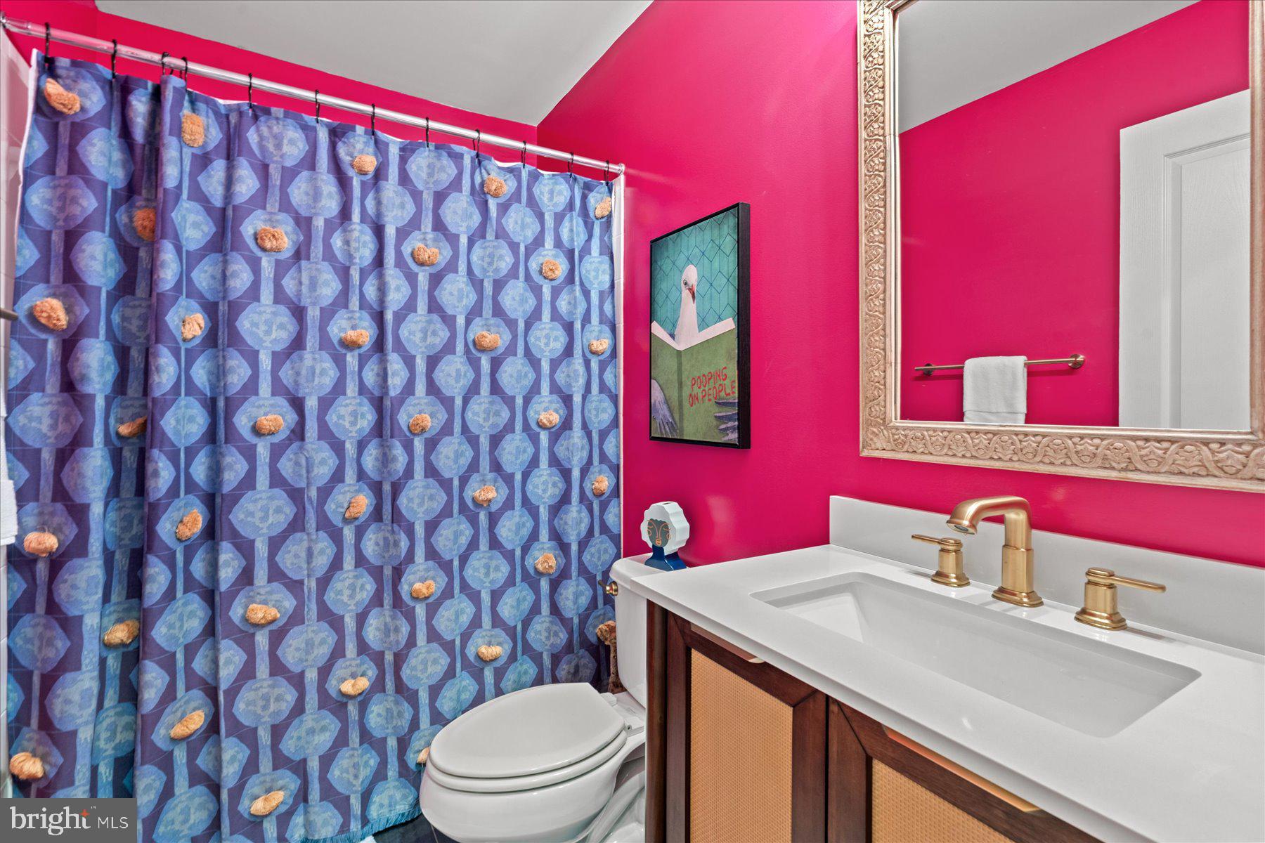 SHIRLINGTON CREST - Residential