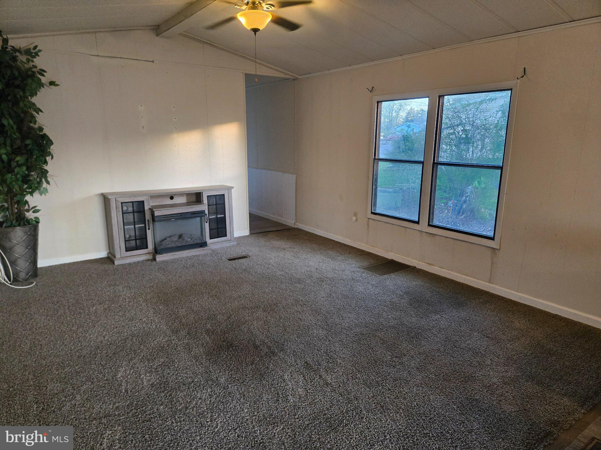 RICHLAND MDWS - Residential