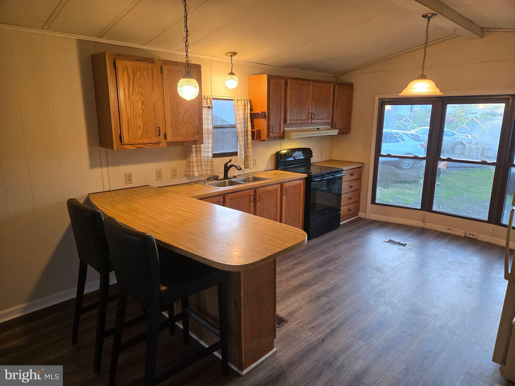 RICHLAND MDWS - Residential