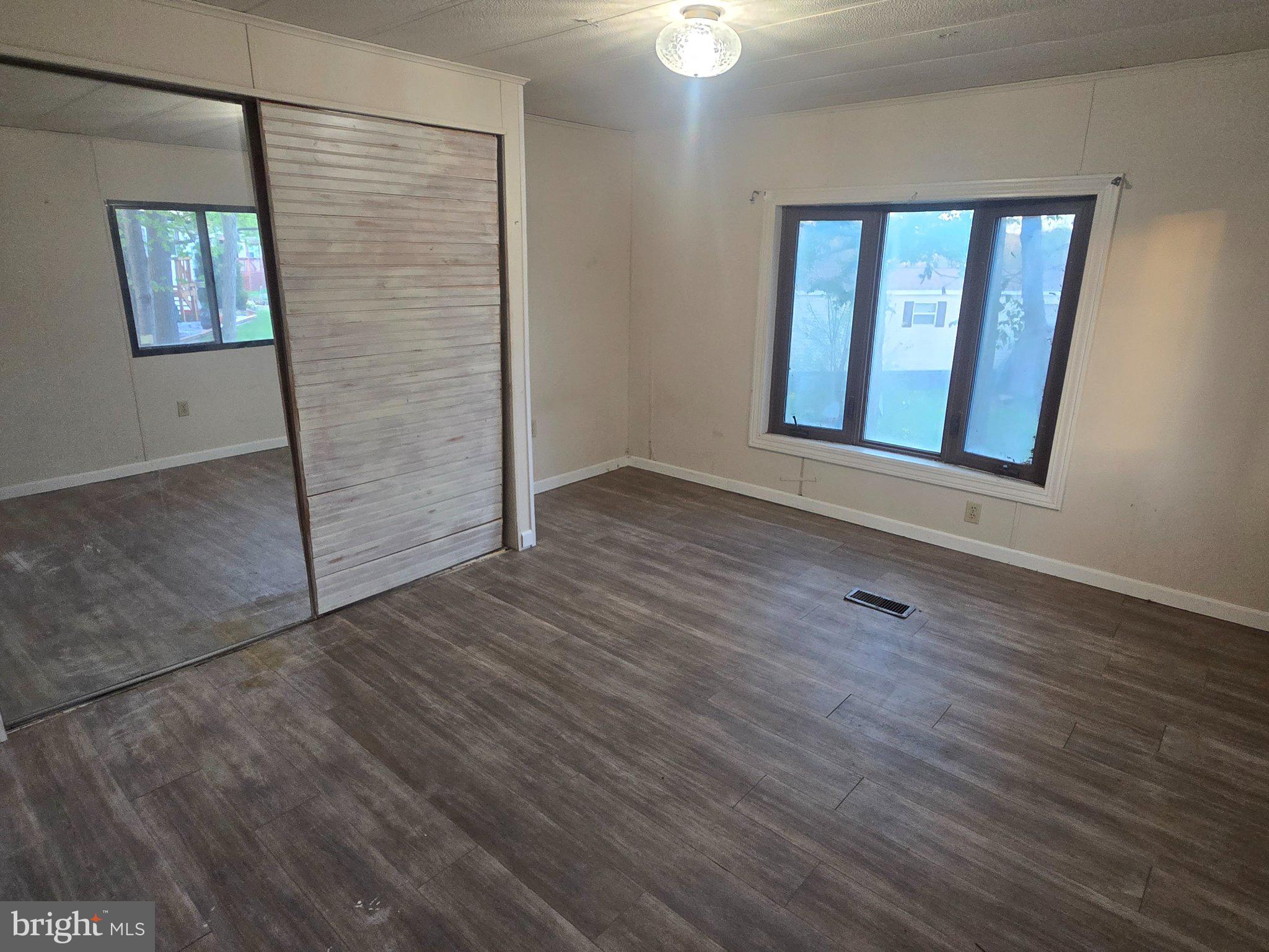 RICHLAND MDWS - Residential