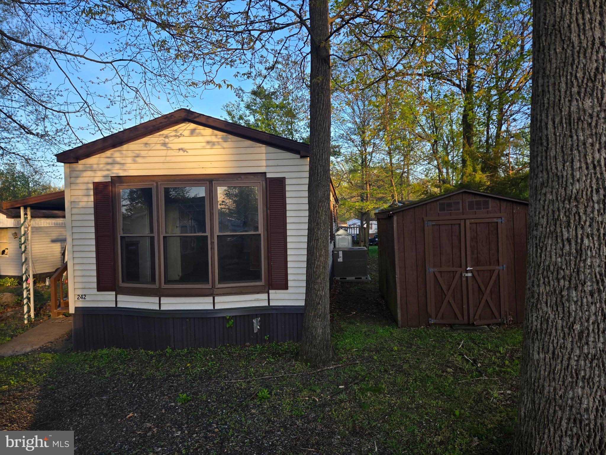 RICHLAND MDWS - Residential