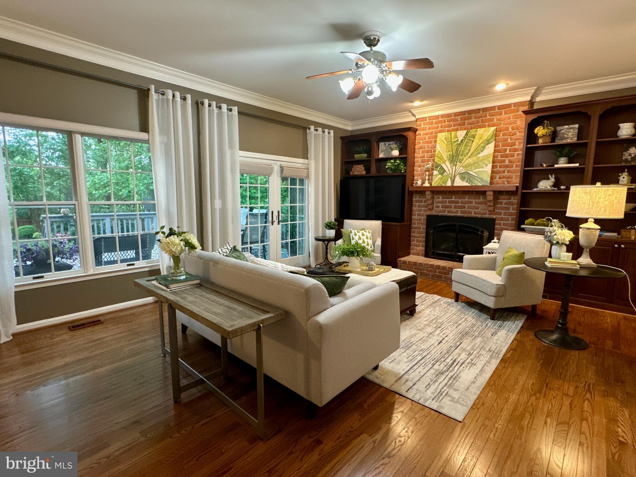 3308 ROYAL OAK COURT