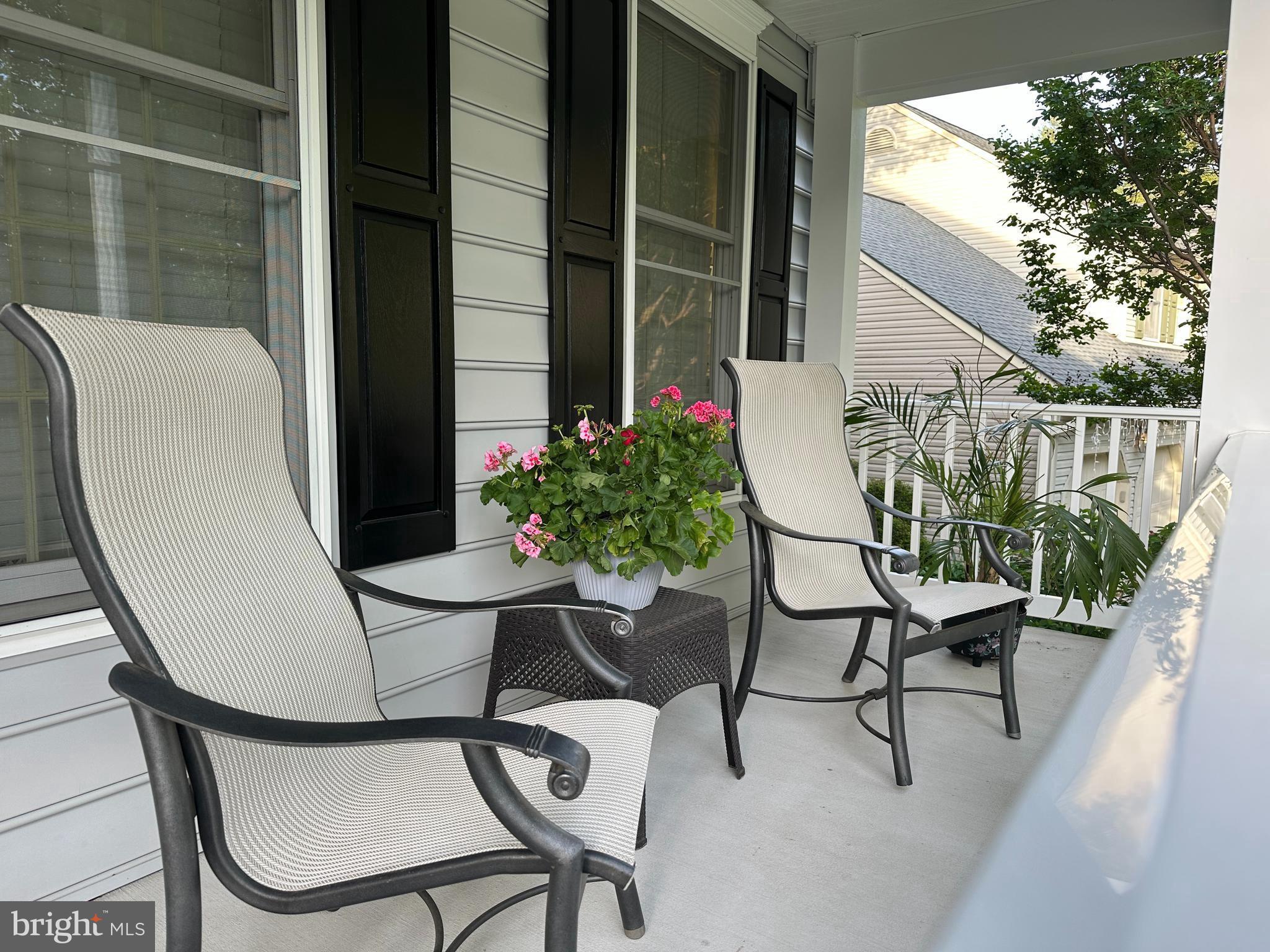 3308 ROYAL OAK COURT