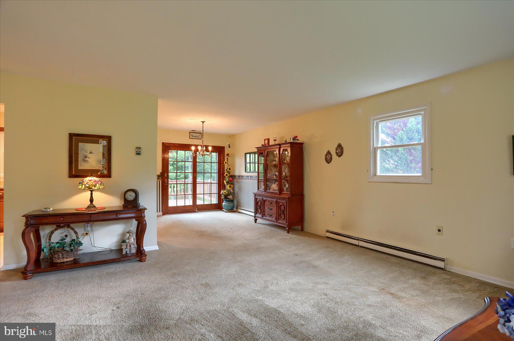 810 STONE HAVEN DRIVE