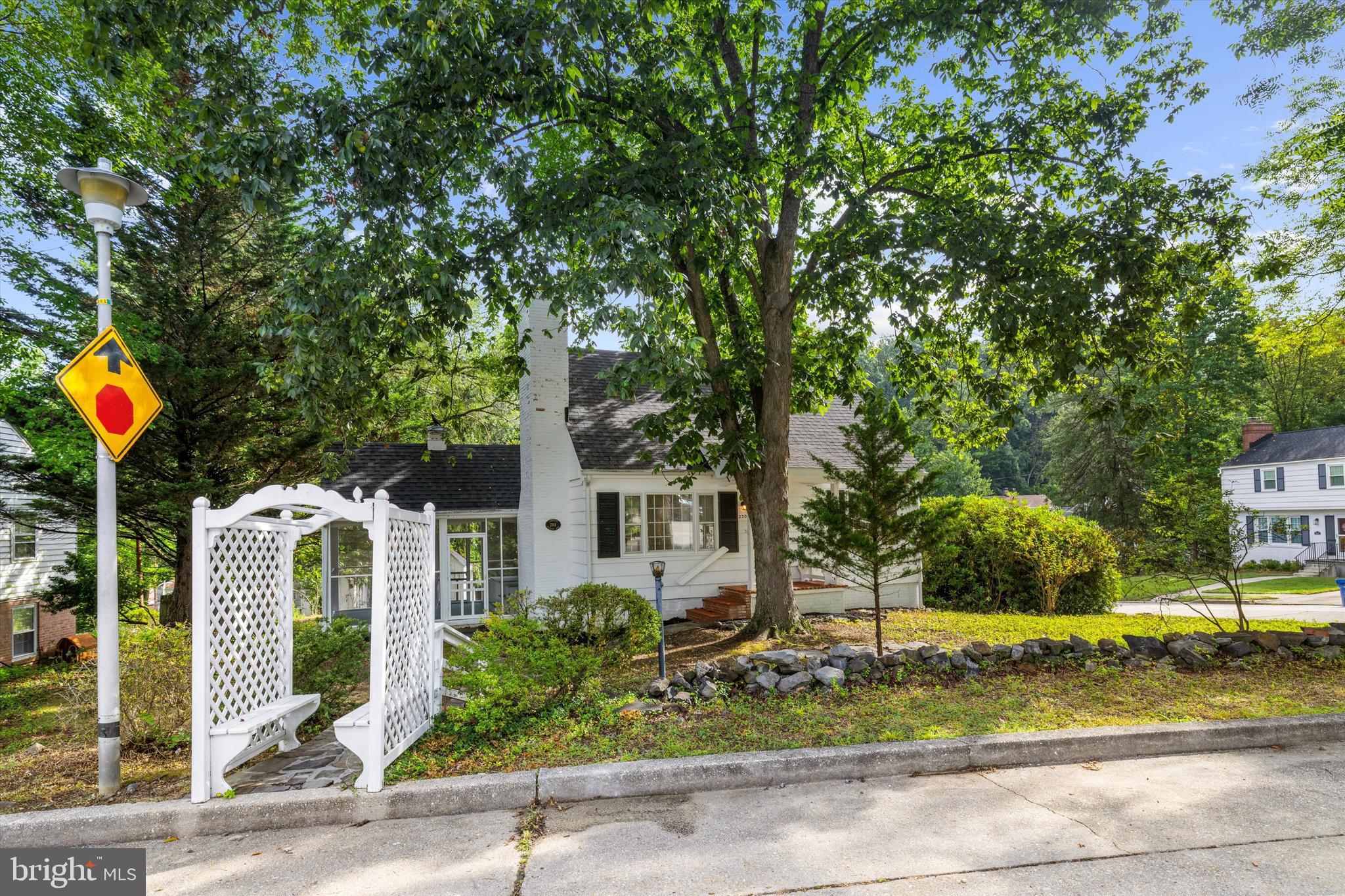 DICKEYVILLE HISTORIC DISTRICT - Residential