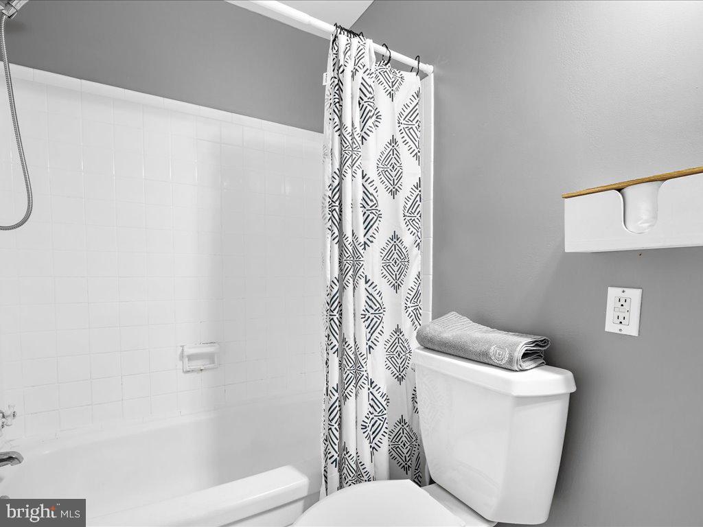 RIPPLING RIDGE - Residential