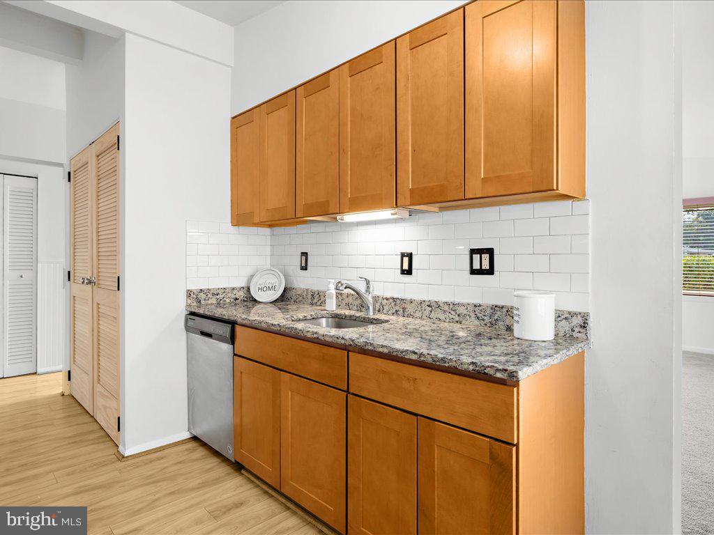 RIPPLING RIDGE - Residential