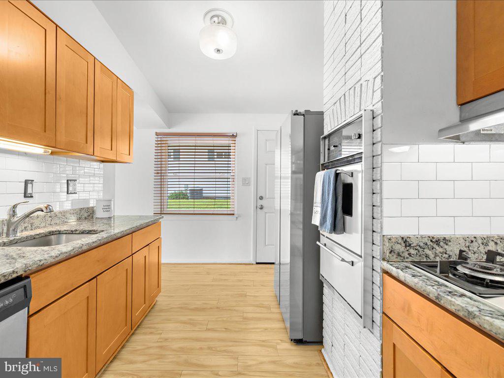 RIPPLING RIDGE - Residential