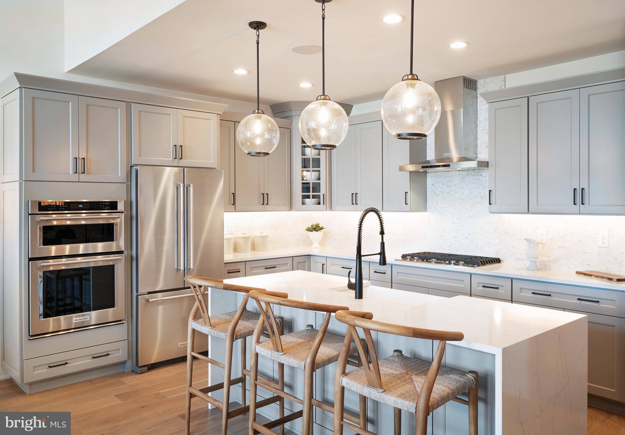 REGENCY AT CREEKSIDE MEADOWS - Residential