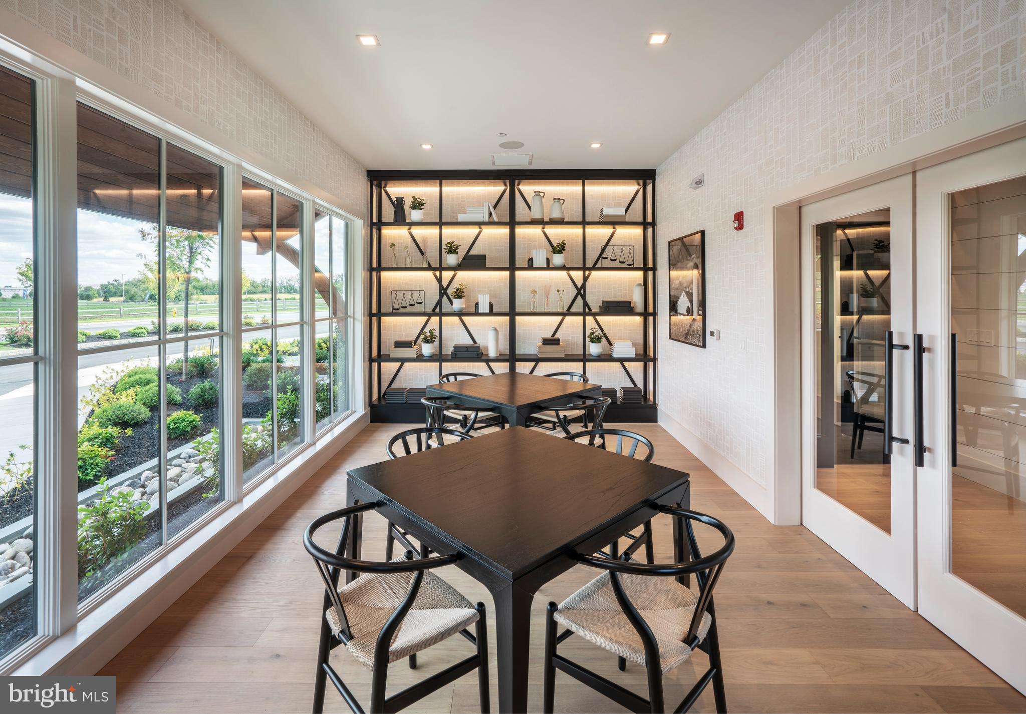 REGENCY AT CREEKSIDE MEADOWS - Residential