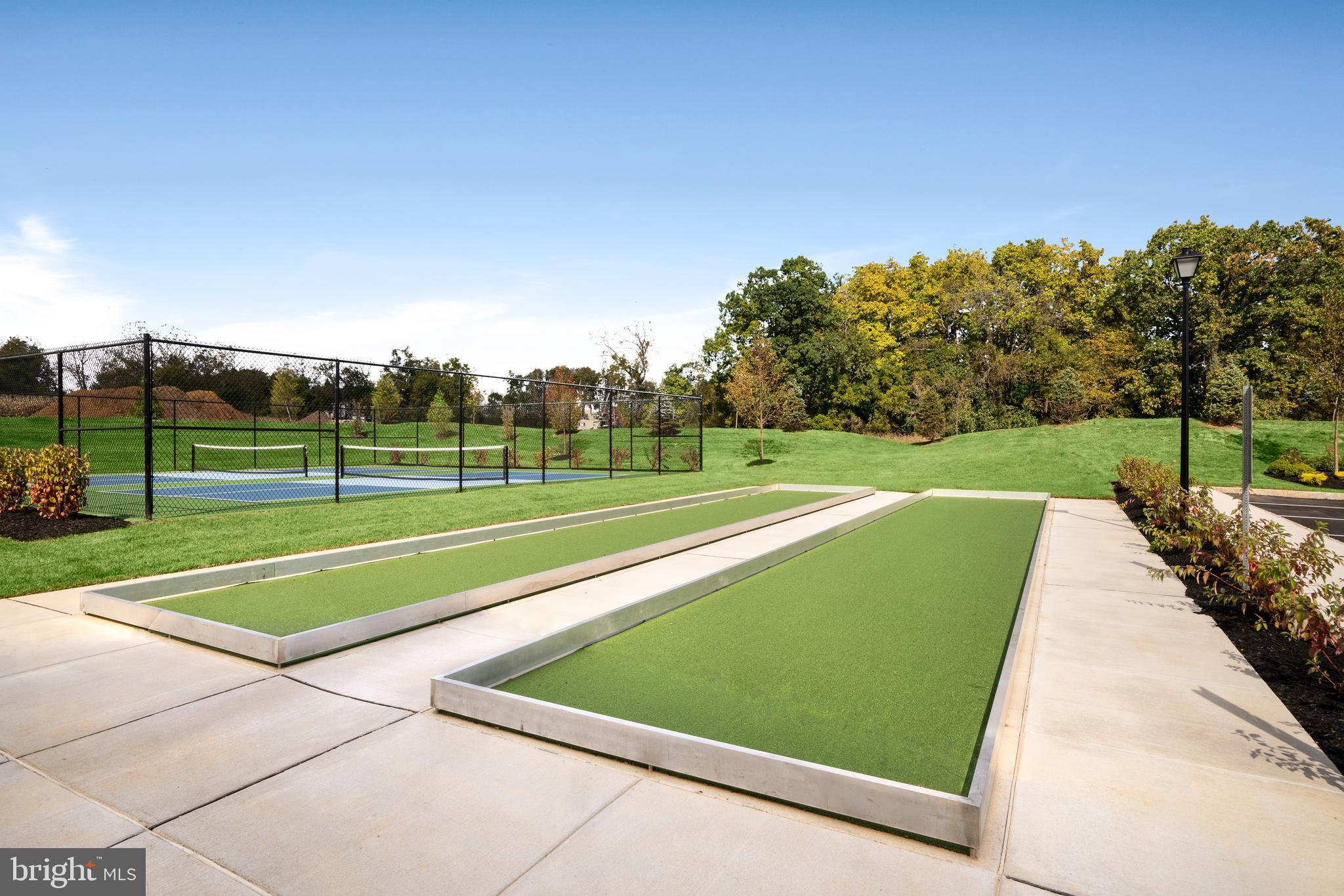 REGENCY AT CREEKSIDE MEADOWS - Residential