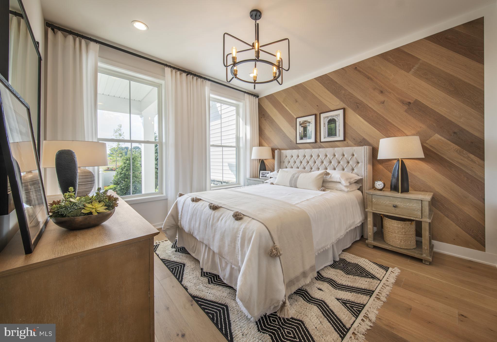 REGENCY AT CREEKSIDE MEADOWS - Residential