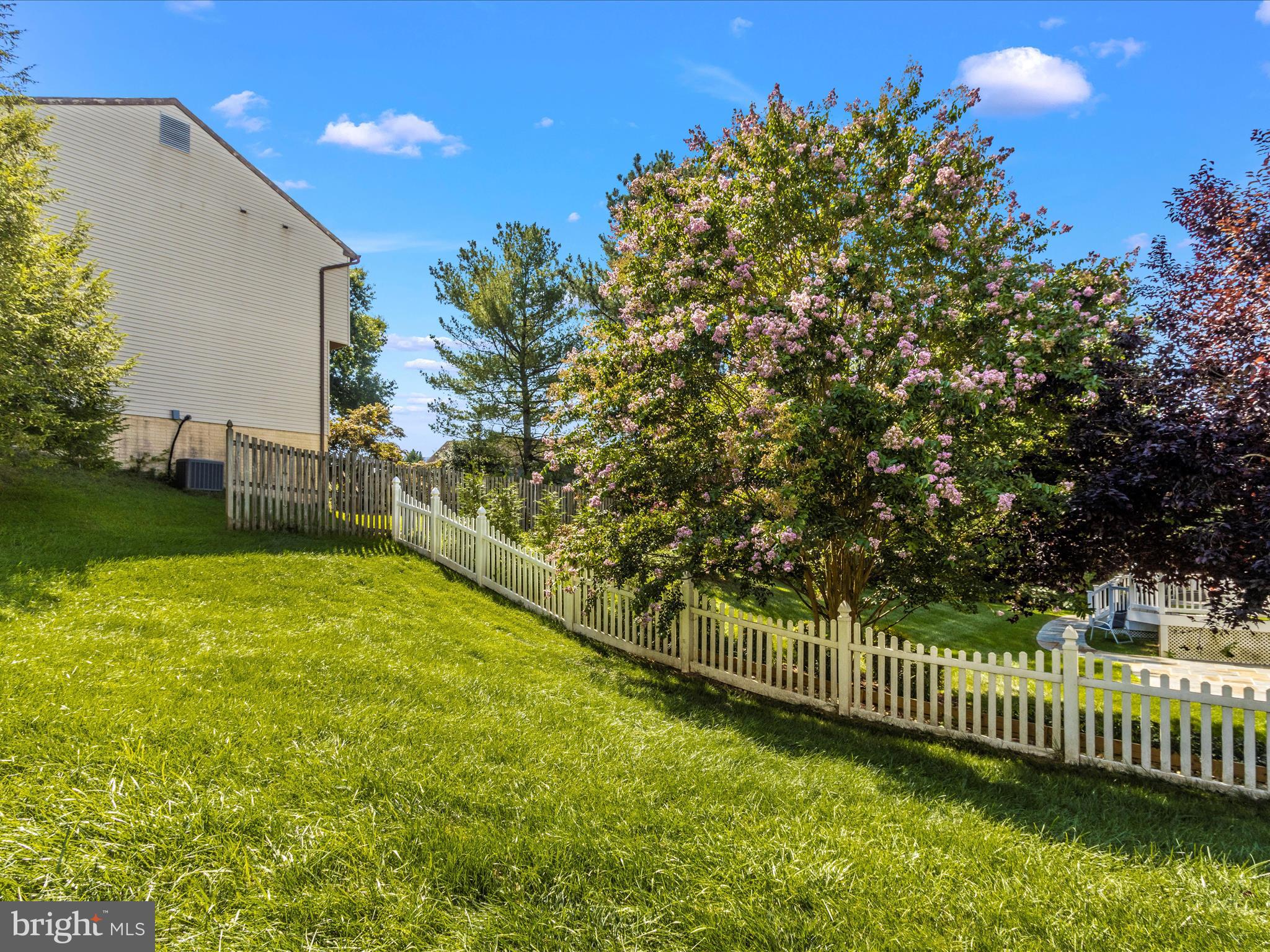 STONEGATE - Residential