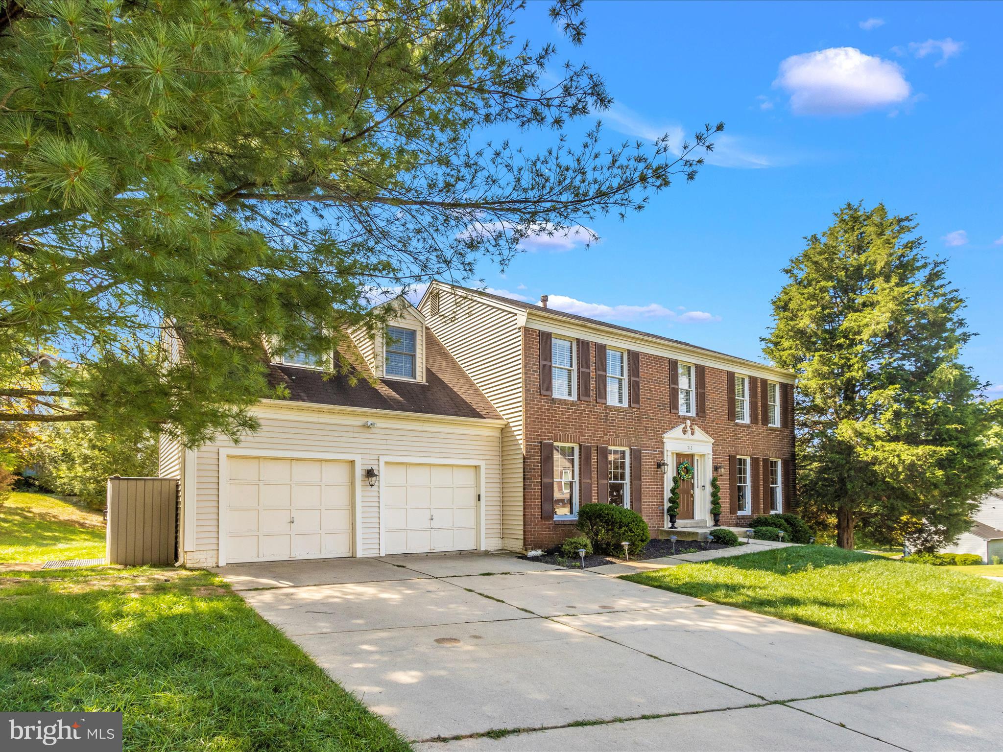 STONEGATE - Residential