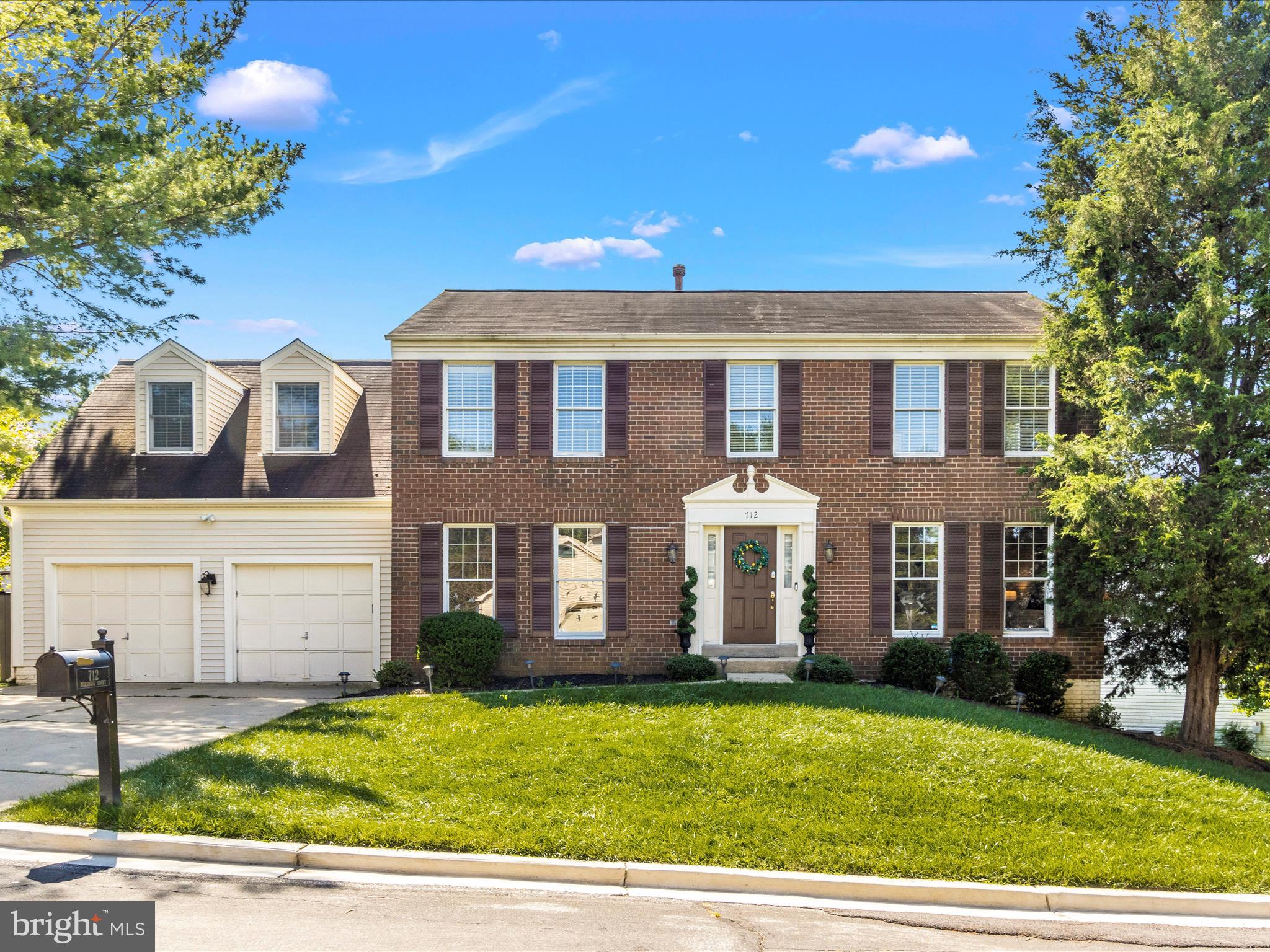 STONEGATE - Residential