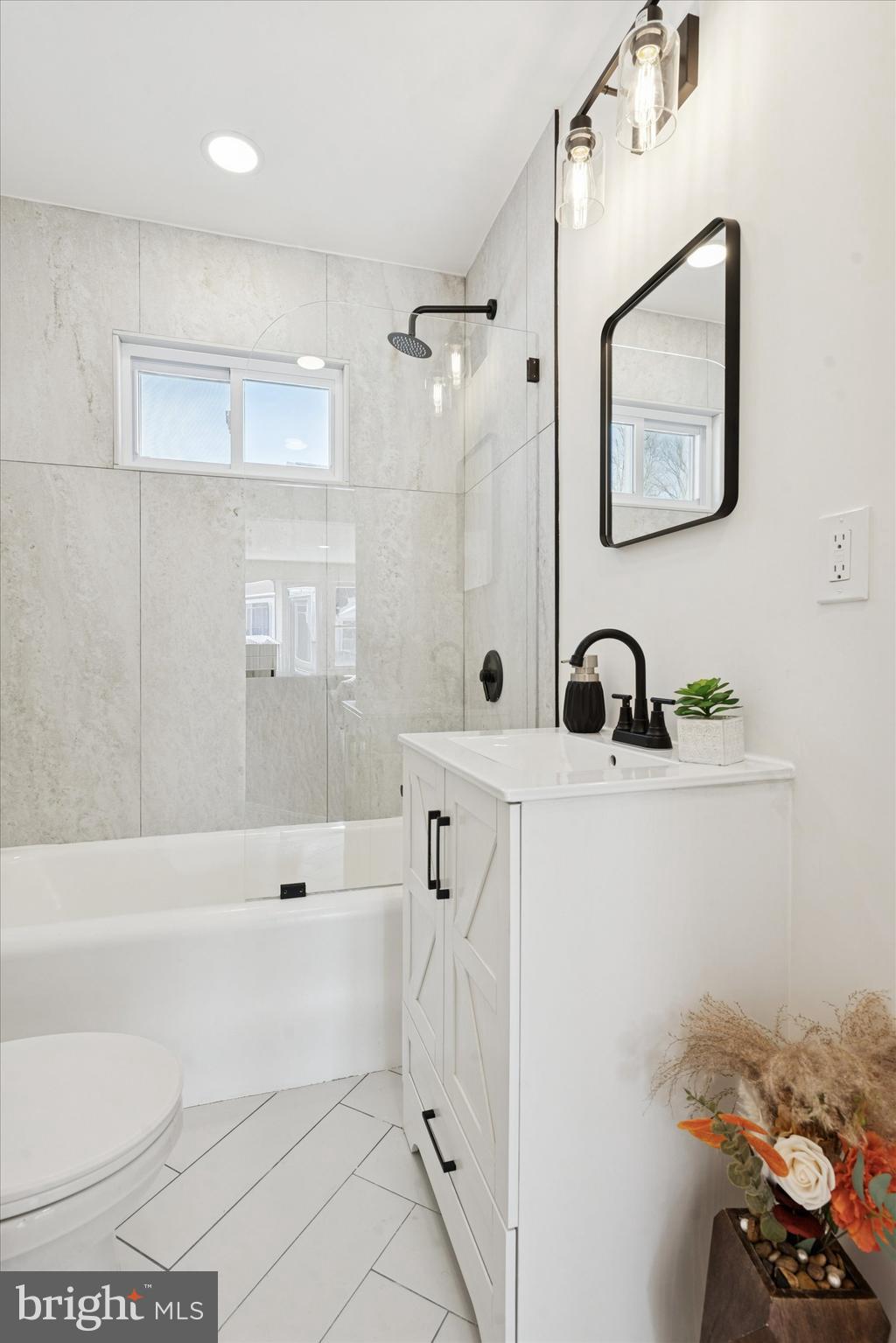 ROCKDALE - Residential